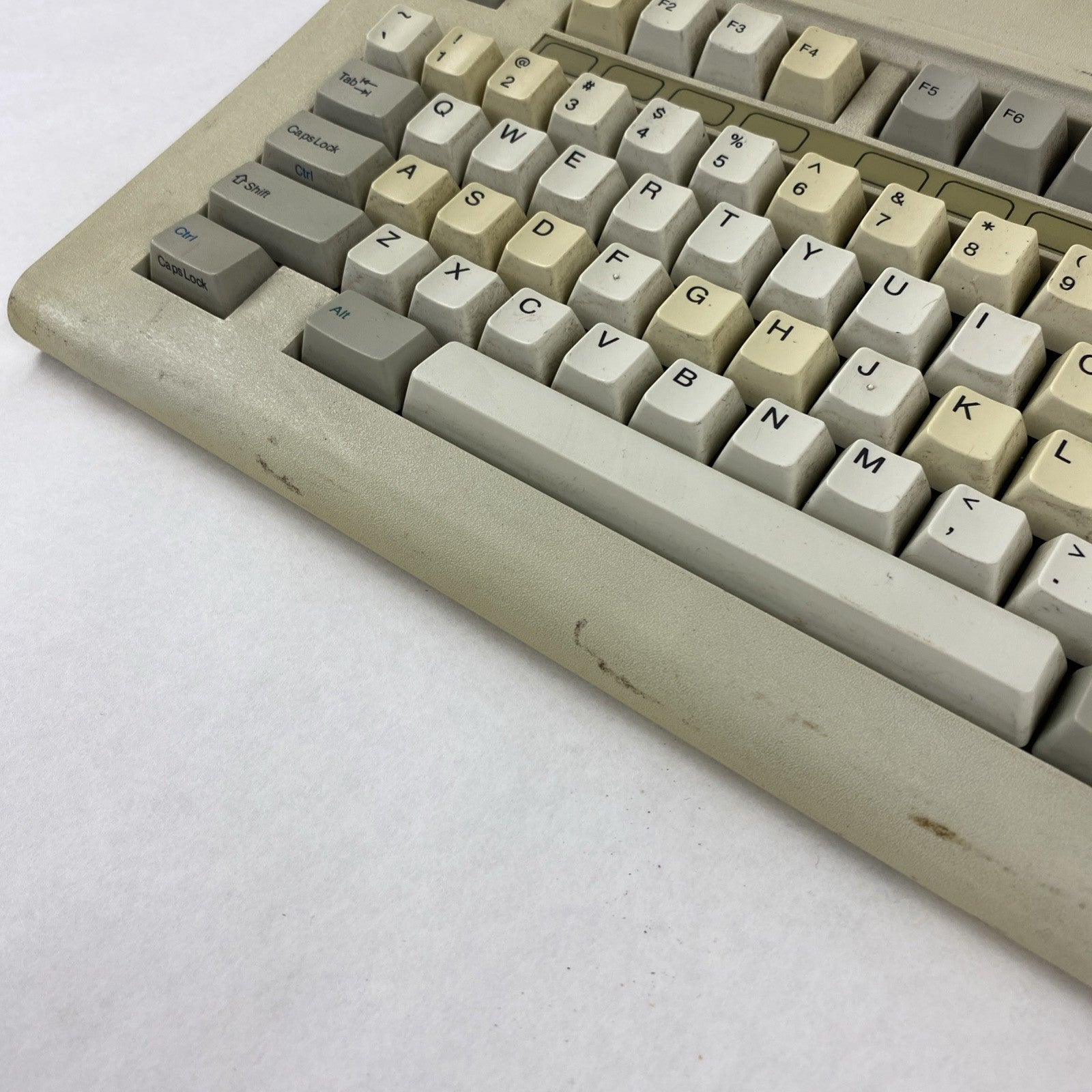 Vintage Focus Electronic FSQ4VYFK-555 Mechanical Keyboard -  Alps SKCM Switches8
