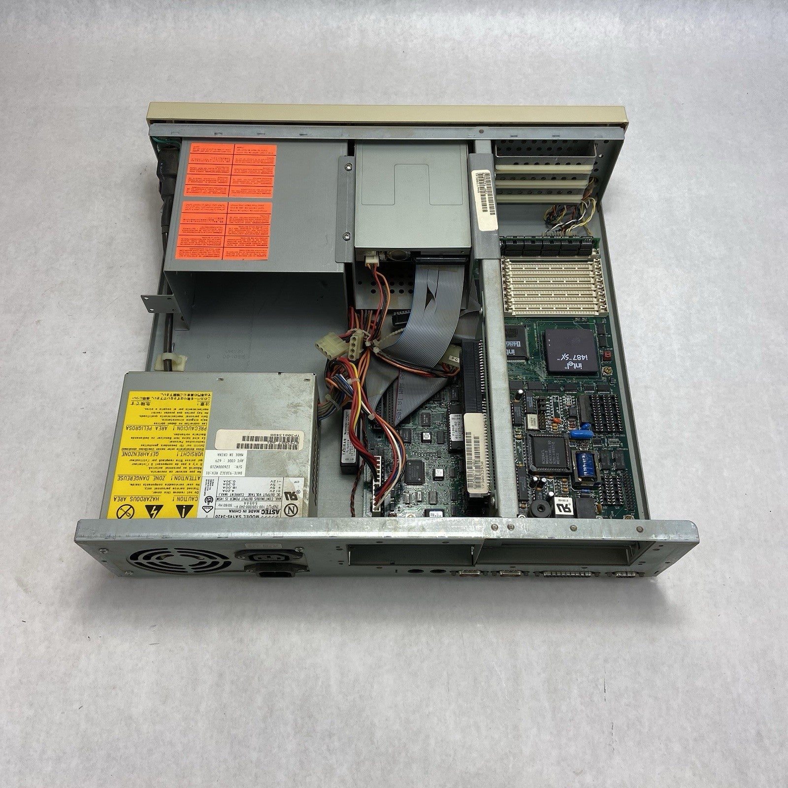 Tandy 425 SX DT Intel 80486SX + 487SX 25MHz 8MB RAM No HDD No OS Bad Batt Tested9
