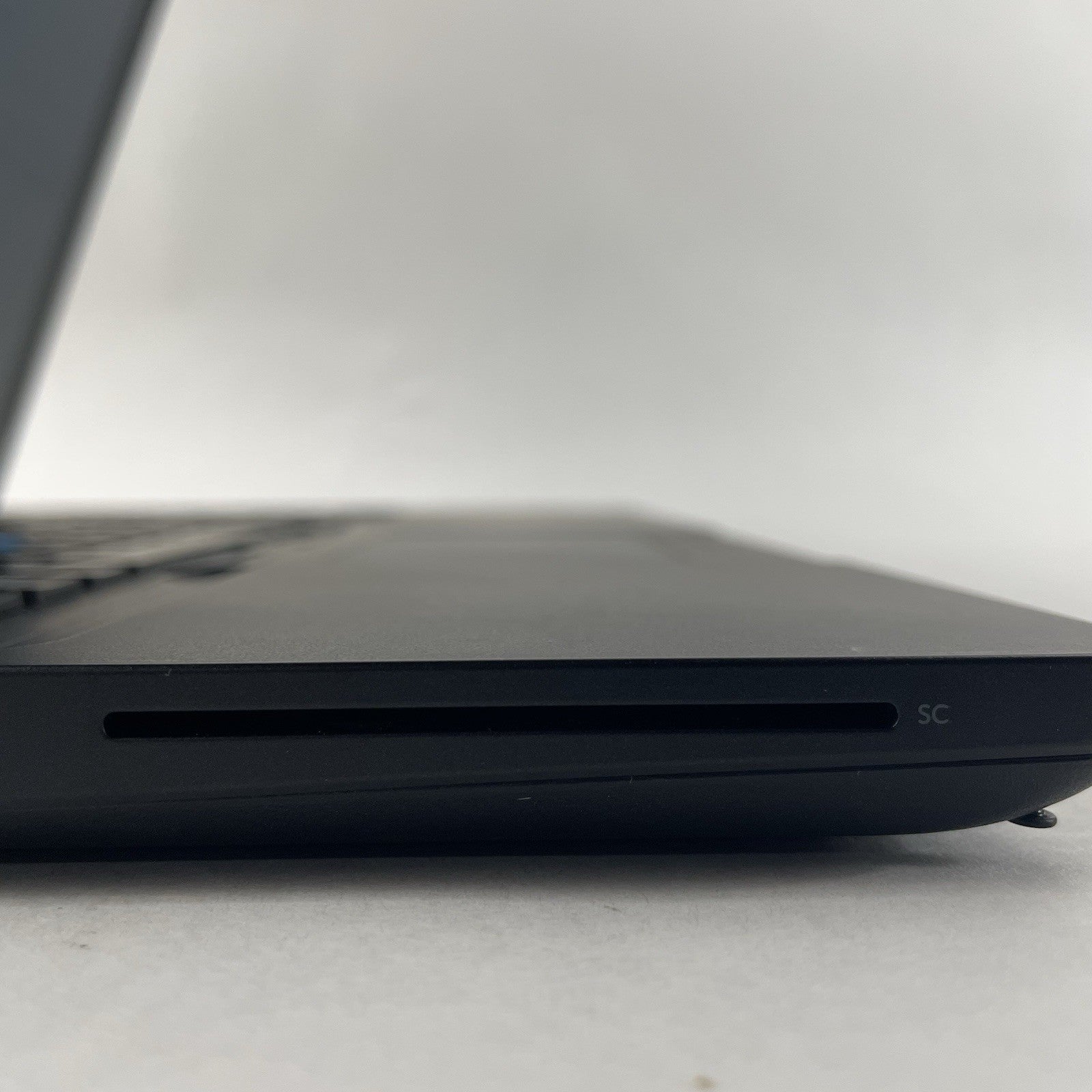 Dell Latitude 5590 15.6" i5-8350U 1.70 GHz 8 GB RAM No SSD/OS/AC7