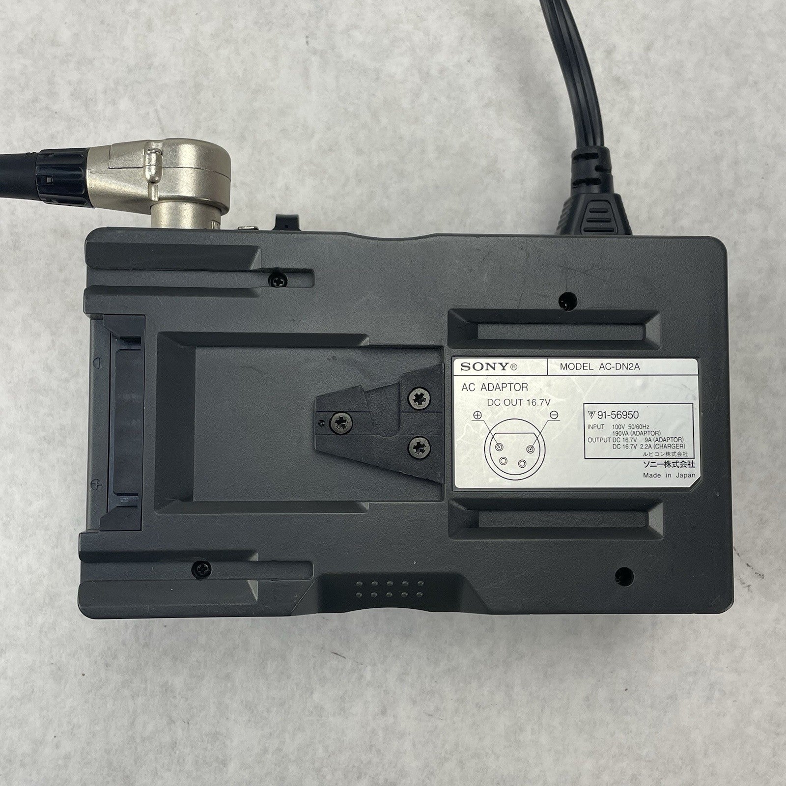 Sony AC-DN2A Ac Adapter Tested5