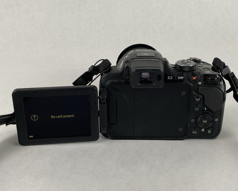 Nikon Coolpix P610 Digital Camera Black w/ Battery - READ