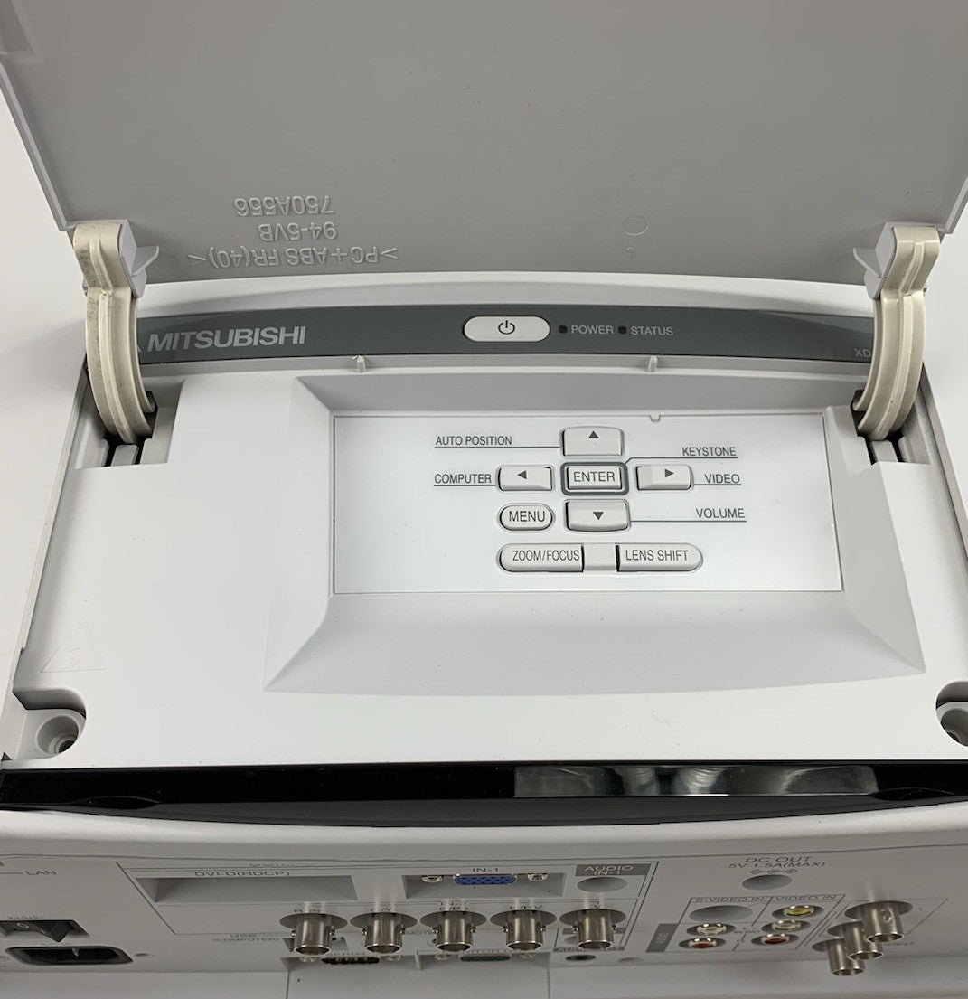 Mitsubishi XD1000U Projector - Parts or Repair