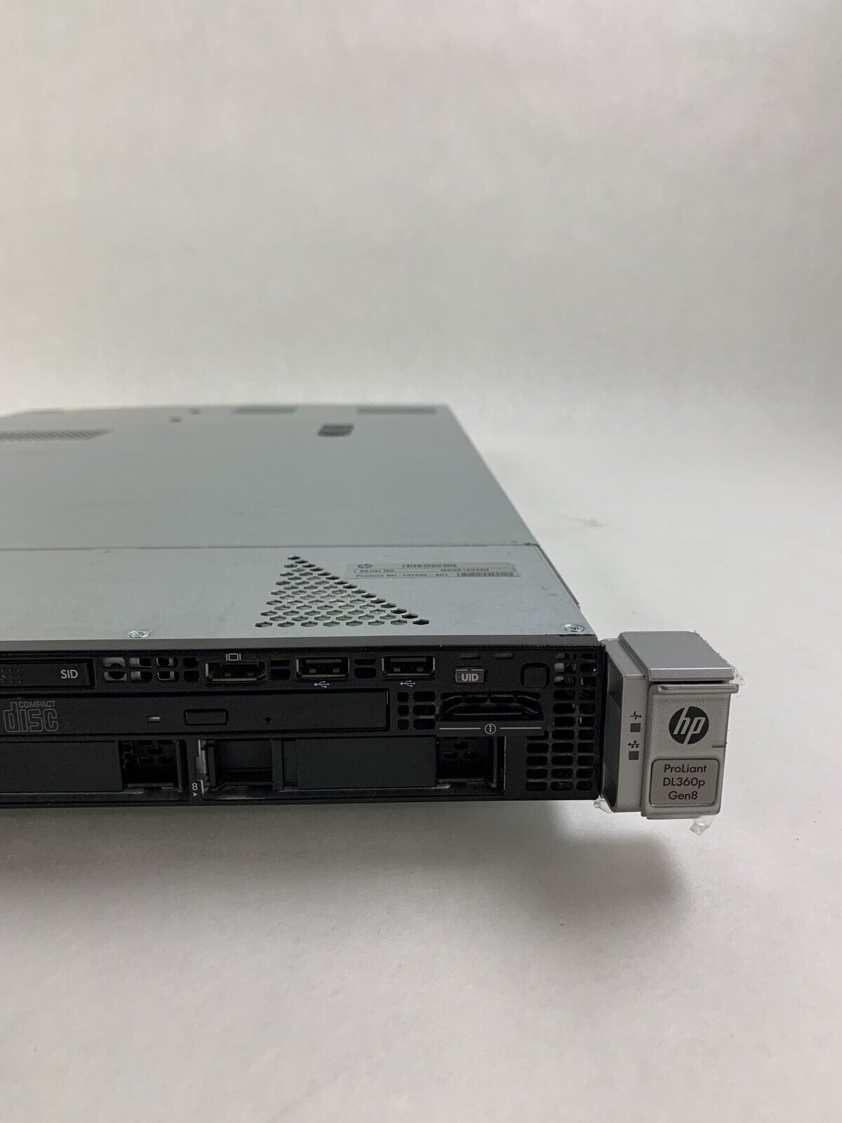 HP ProLiant DL360p Gen8 Xeon E5-2609 V2 2.5 GHz 8 GB RAM No OS No HDD
