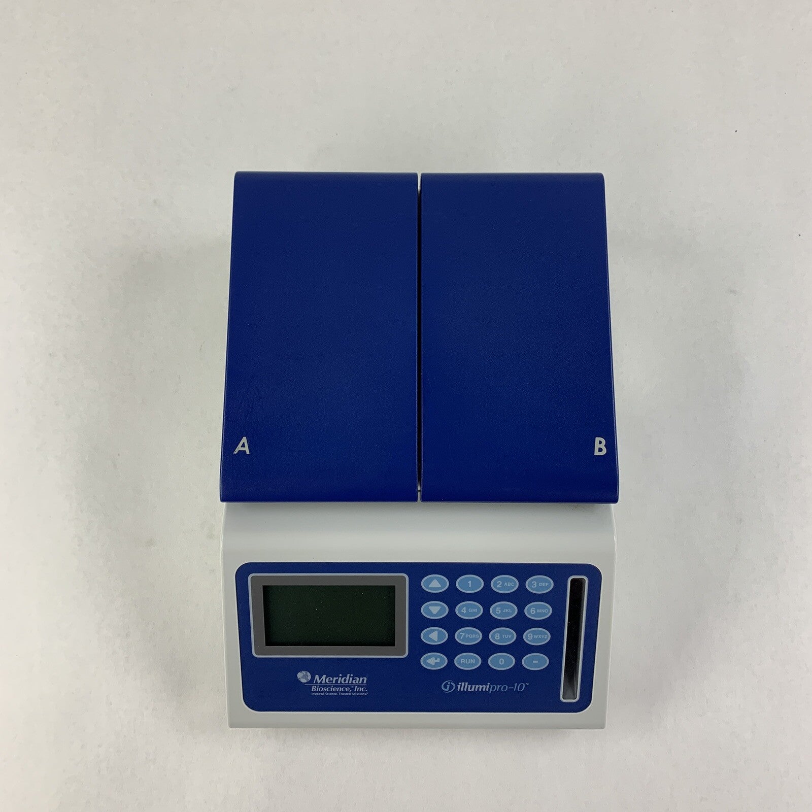 Meridian 610172 Illumipro 10 Microplate Reader w/ Manual