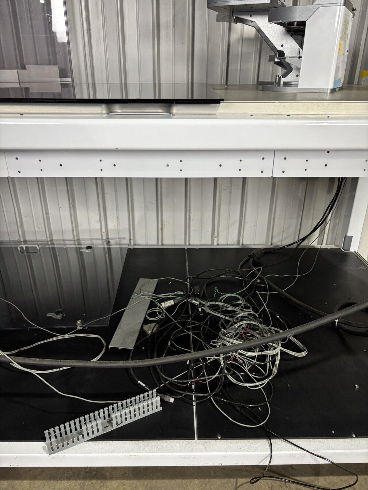 Agilent Biocel 1200 Liquid Handling Workstation W/ Asyst AXYS 21 Velocity Stack