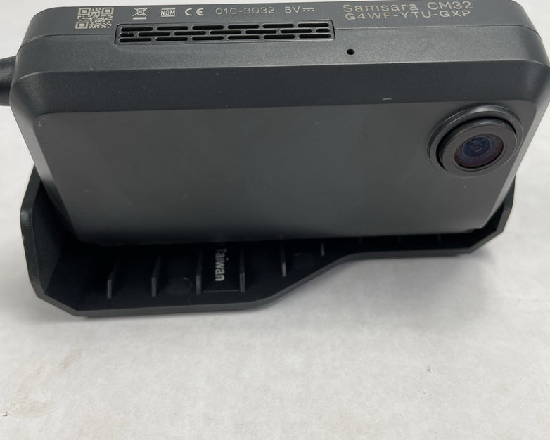 Samsara CM32 AI Dash Camera and VG34 Vehicle Gateway