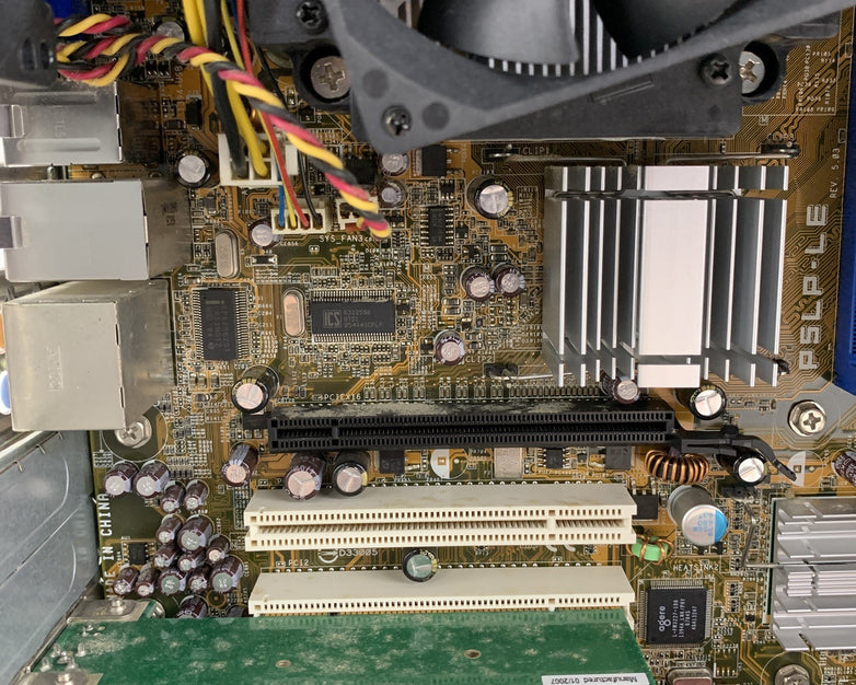 HP Pavilion A1720N MT Core 2 Duo 6300 1.86 GHz 3 GB RAM No HDD No OS