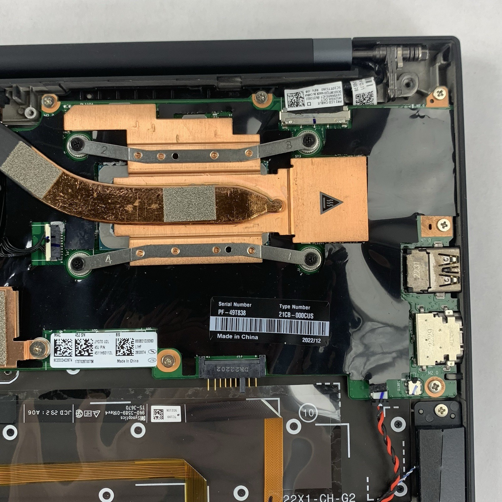 Lenovo ThinkPad X1 Carbon Gen 10 i7-1260p 2.1 GHz 16 GB Ram No OS/SSD/AC/Batt13