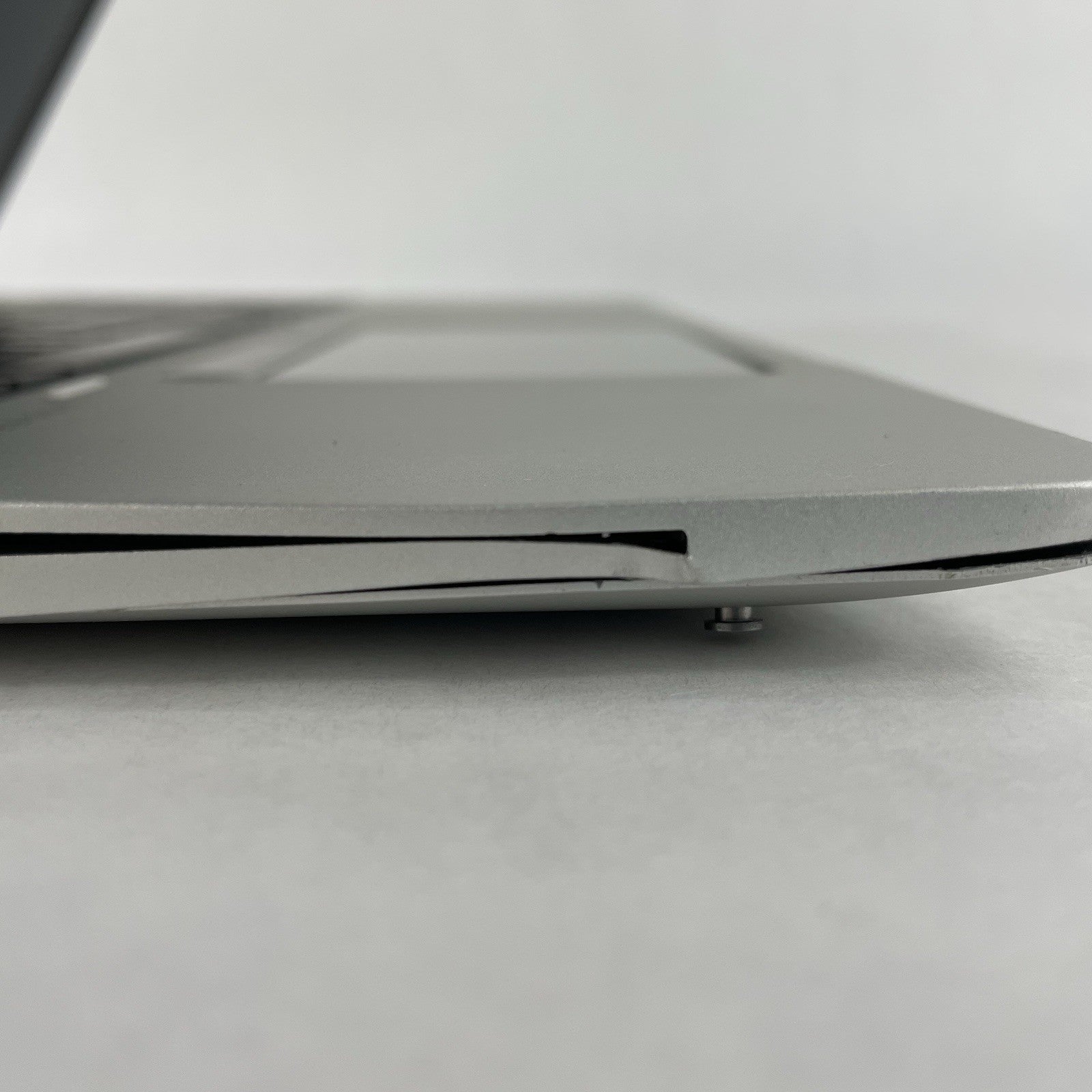 HP EliteBook 850 G6 15.6" i5-8365U 1.60 GHz 8 GB RAM No SSD/OS/AC - Bad SC Slot5