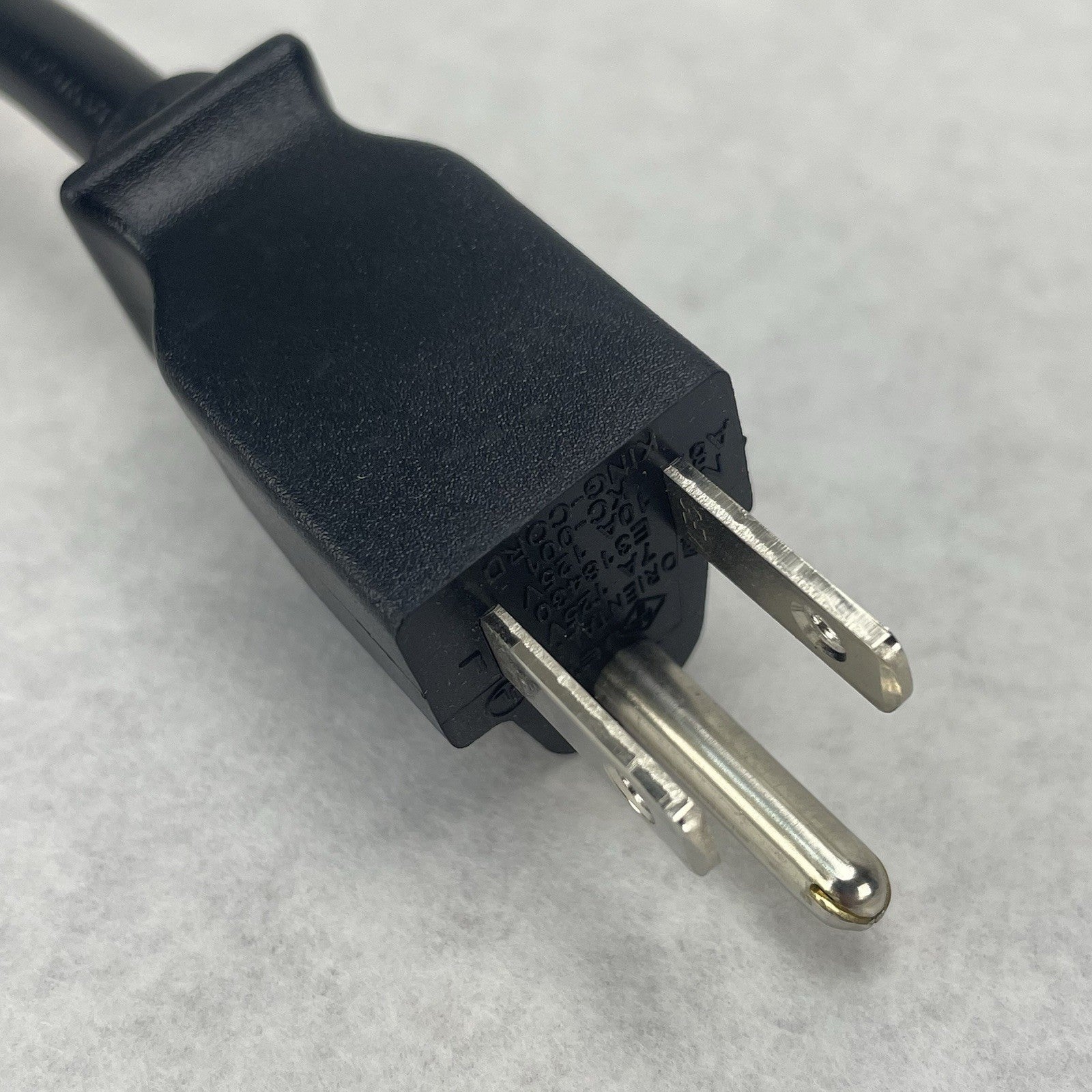 Liteon 20V 6.75A 135W PA-1131-72 5.5mm Tip Original Slim A/C Adapter Lot of 22