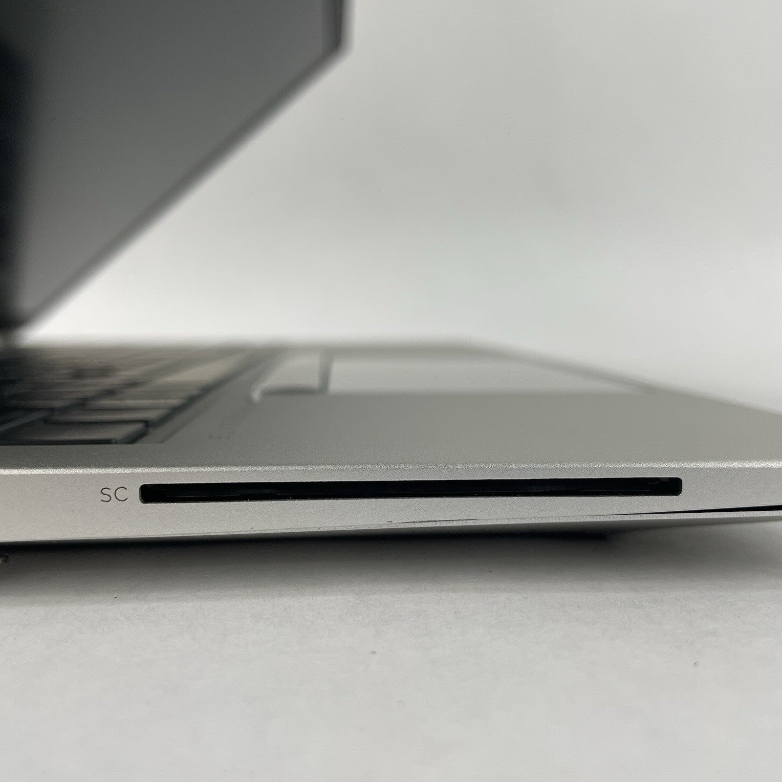 HP EliteBook 850 G8 15.6" i7-1185G7 3.00 GHz 8 GB RAM No AC/SSD/OS/Batt5