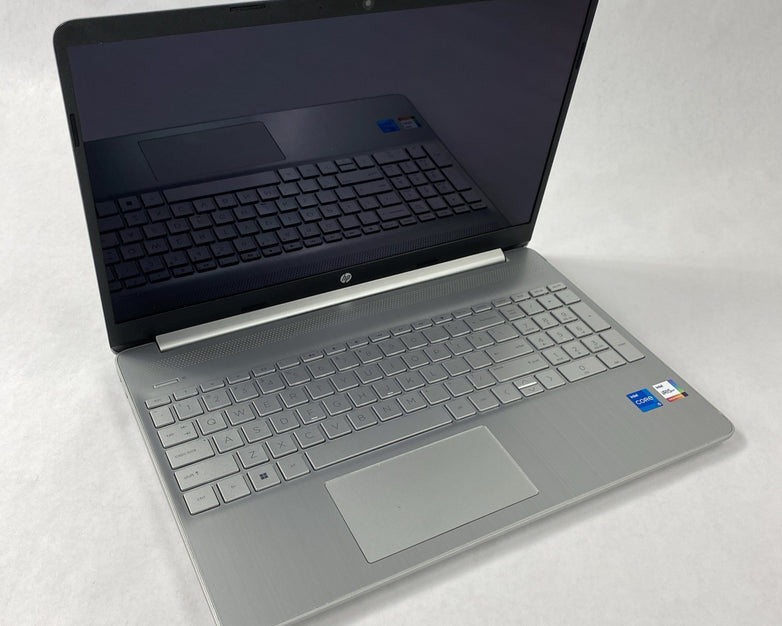 HP Laptop 15-dy4013dx Core i5-1155G7 2.50 GHz __ GB 15.6" RAM No HDD No OS