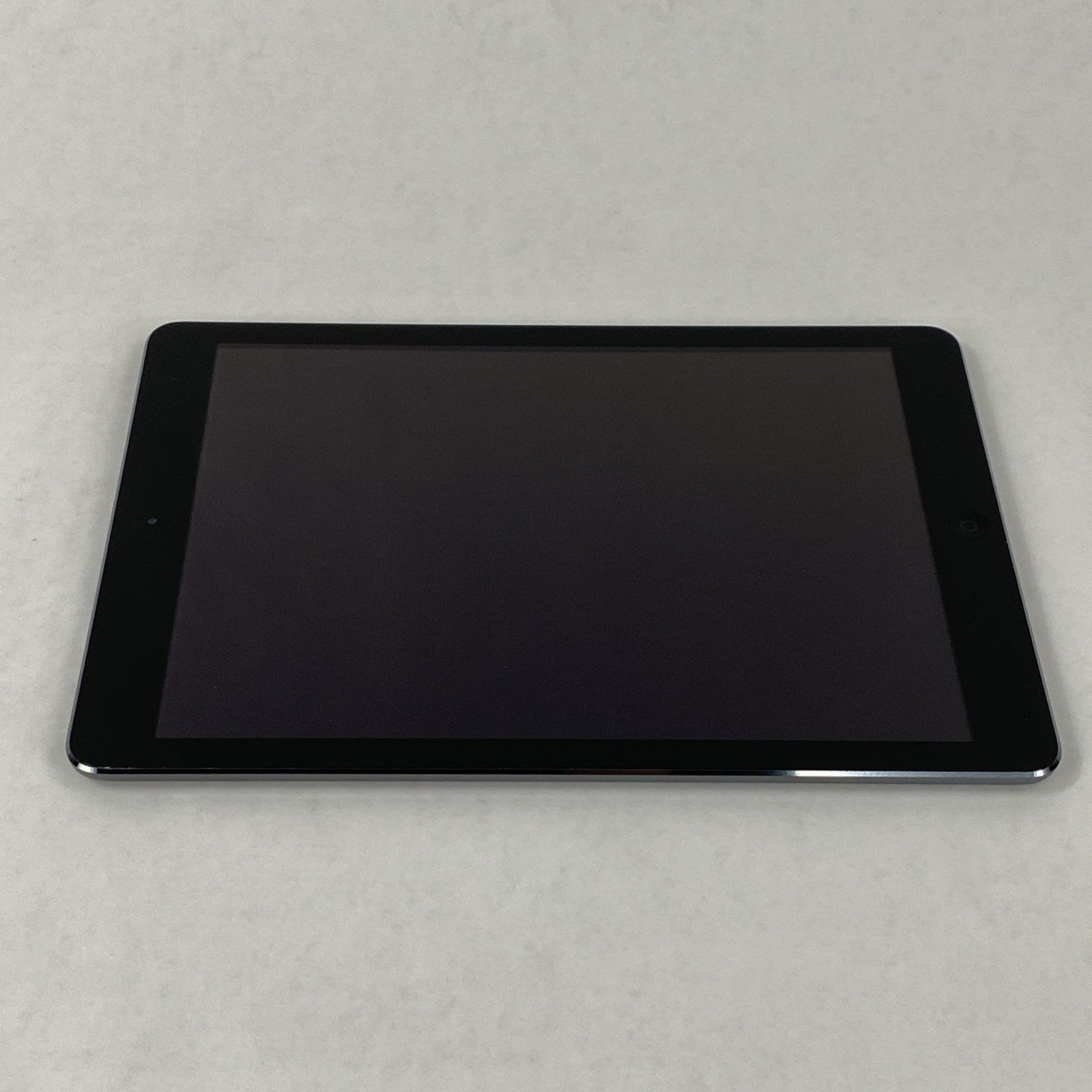 Apple iPad Air 1st Gen A1474 16GB Wi-Fi 9.7" Space Gray IOS 12.5.87