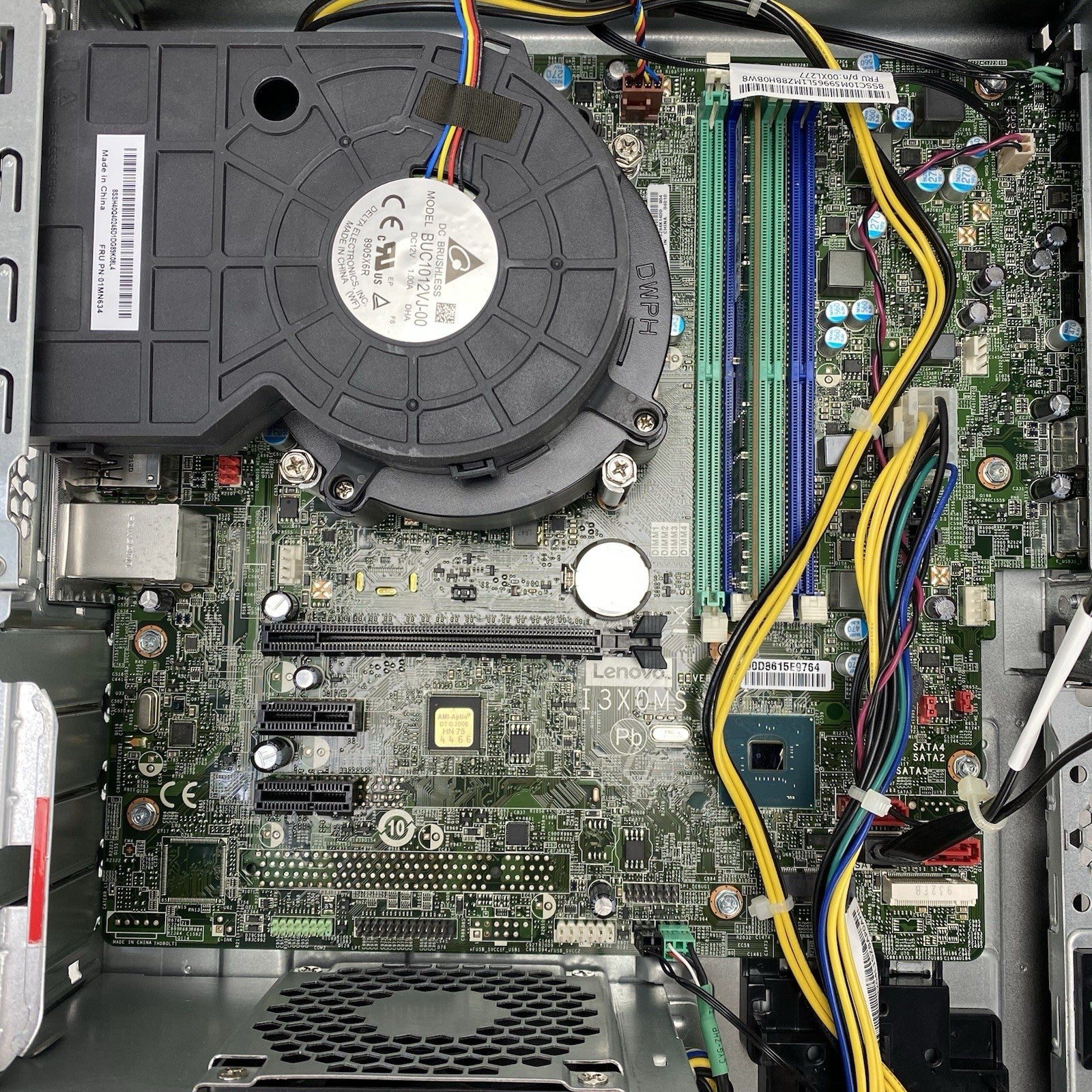 Lenovo ThinkCentre M720s SFF Intel Core i5-8500 3GHz 8GB RAM No HDD No OS