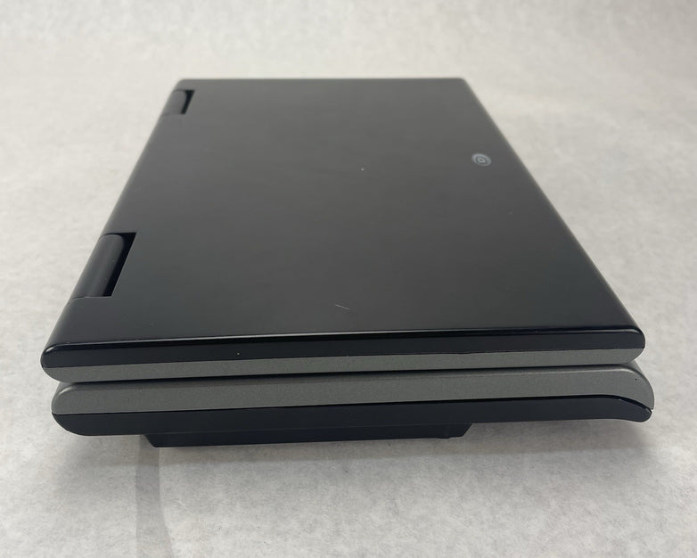 Durabrand PDV-709 Portable DVD Player 9 Inch Screen Gray Black Untested
