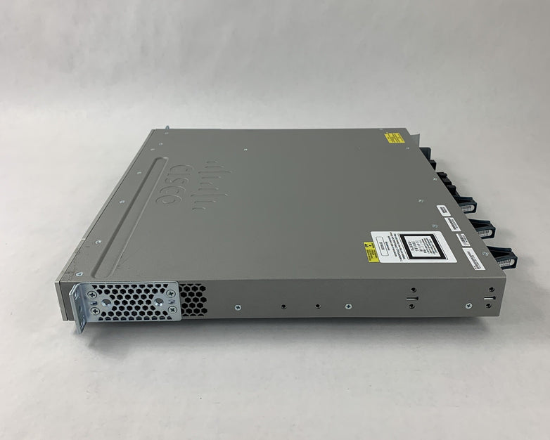 Cisco WS-C3850-48P-S V06 Catalyst 3850 w/ C3850-NM-4-1G Switch Tested Reset