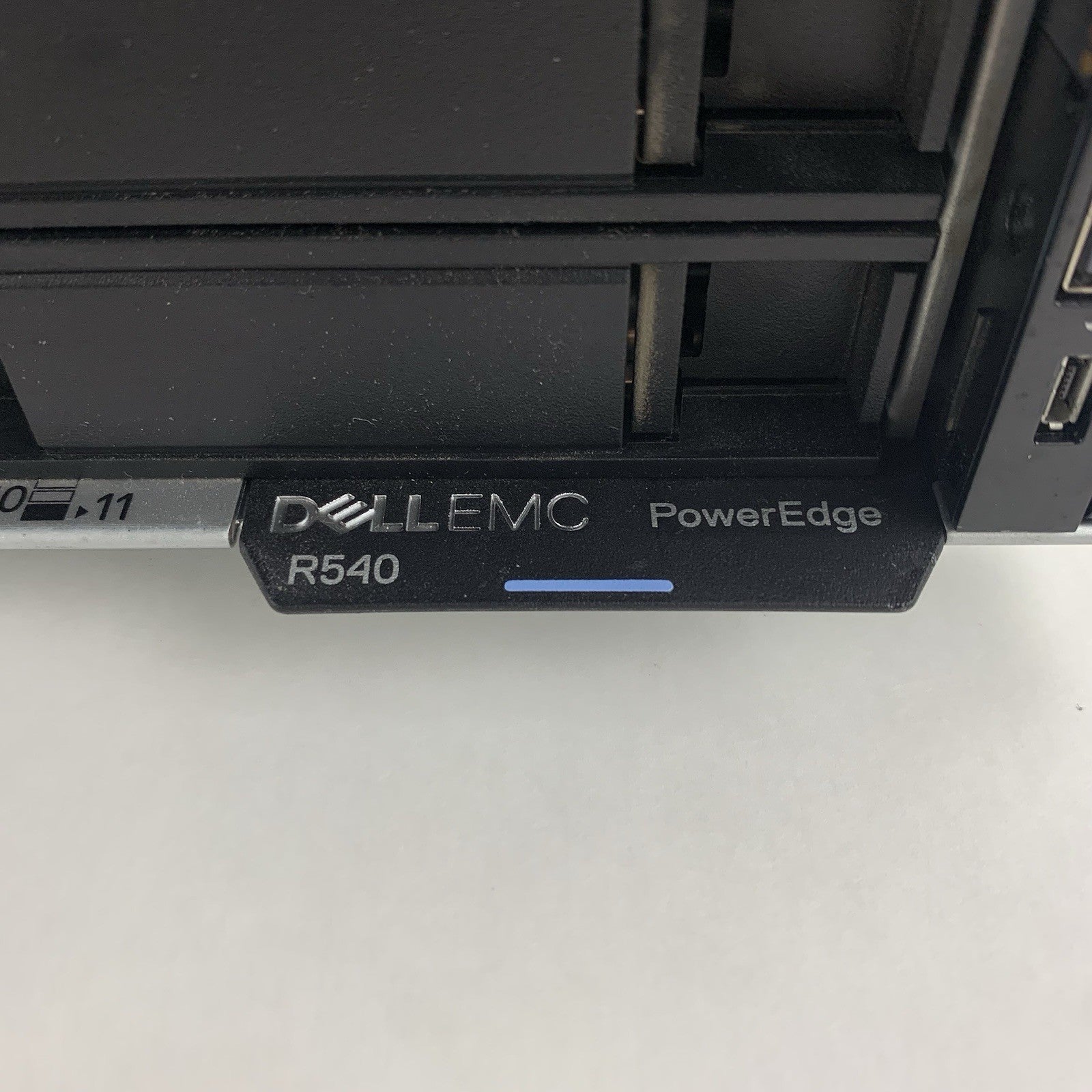 Dell EMC PowerEdge R540 Server 2x Silver 4114 2.10 GHz 64 GB RAM No HDD No OS5