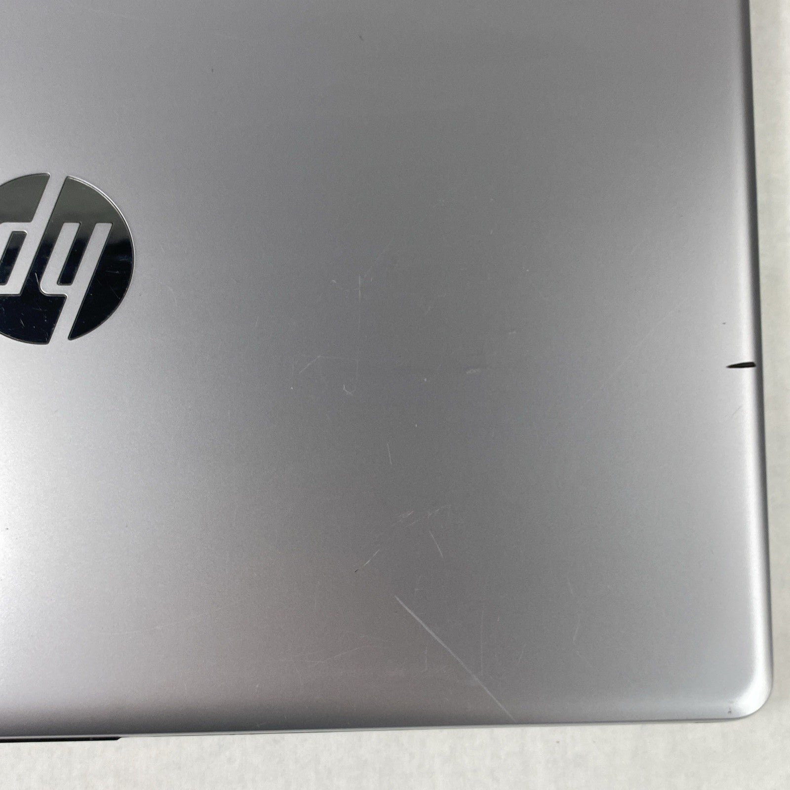 HP NoteBook 470 G7 Core i5-10210U 1.6GHz 16GB RAM 17.3" No Battery No SSD No OS
