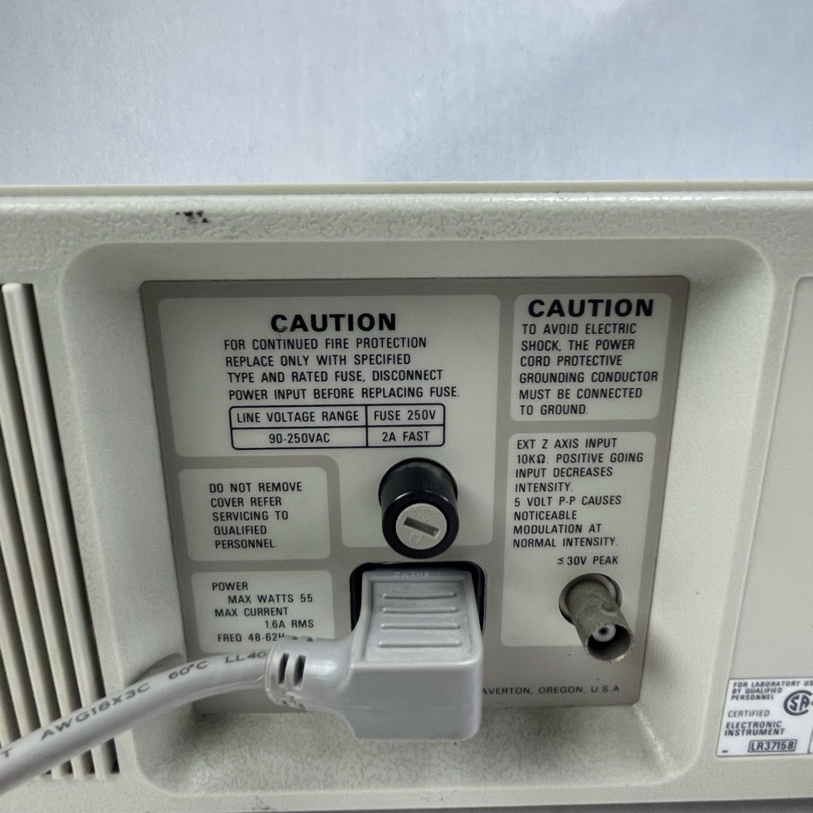 Tektronix 2213 Analog Oscilloscope 60MHZ
