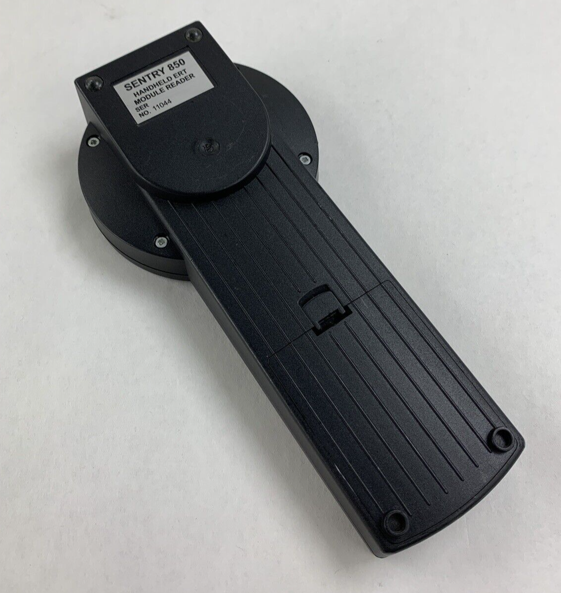 Austin International Sentry 850 Handheld ERT Module Reader Powers On