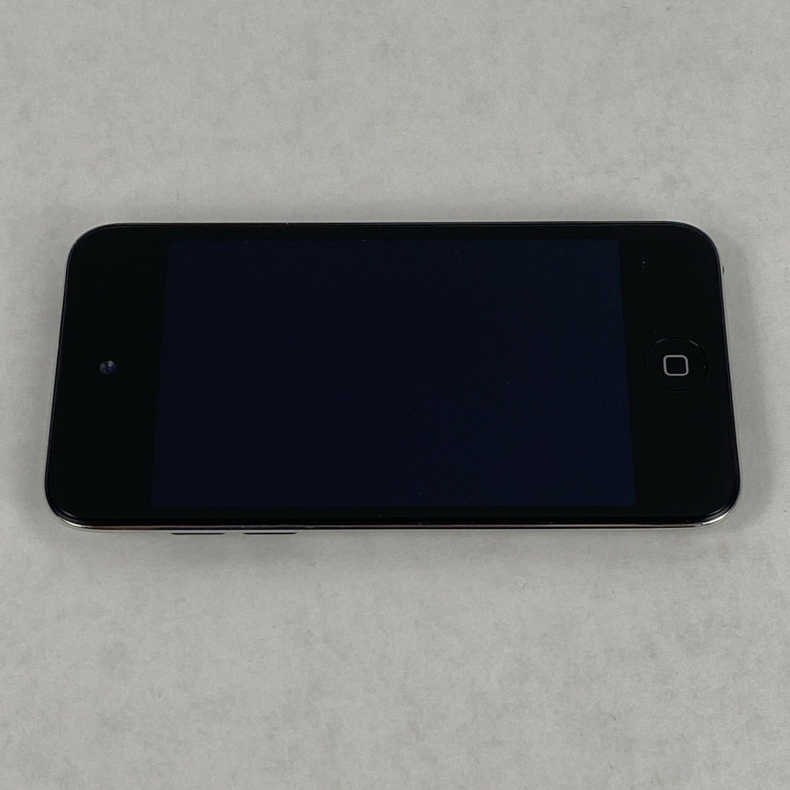 Apple iPod Touch 4th Gen A1367 32GB 3.5" Black IOS 6.1.69