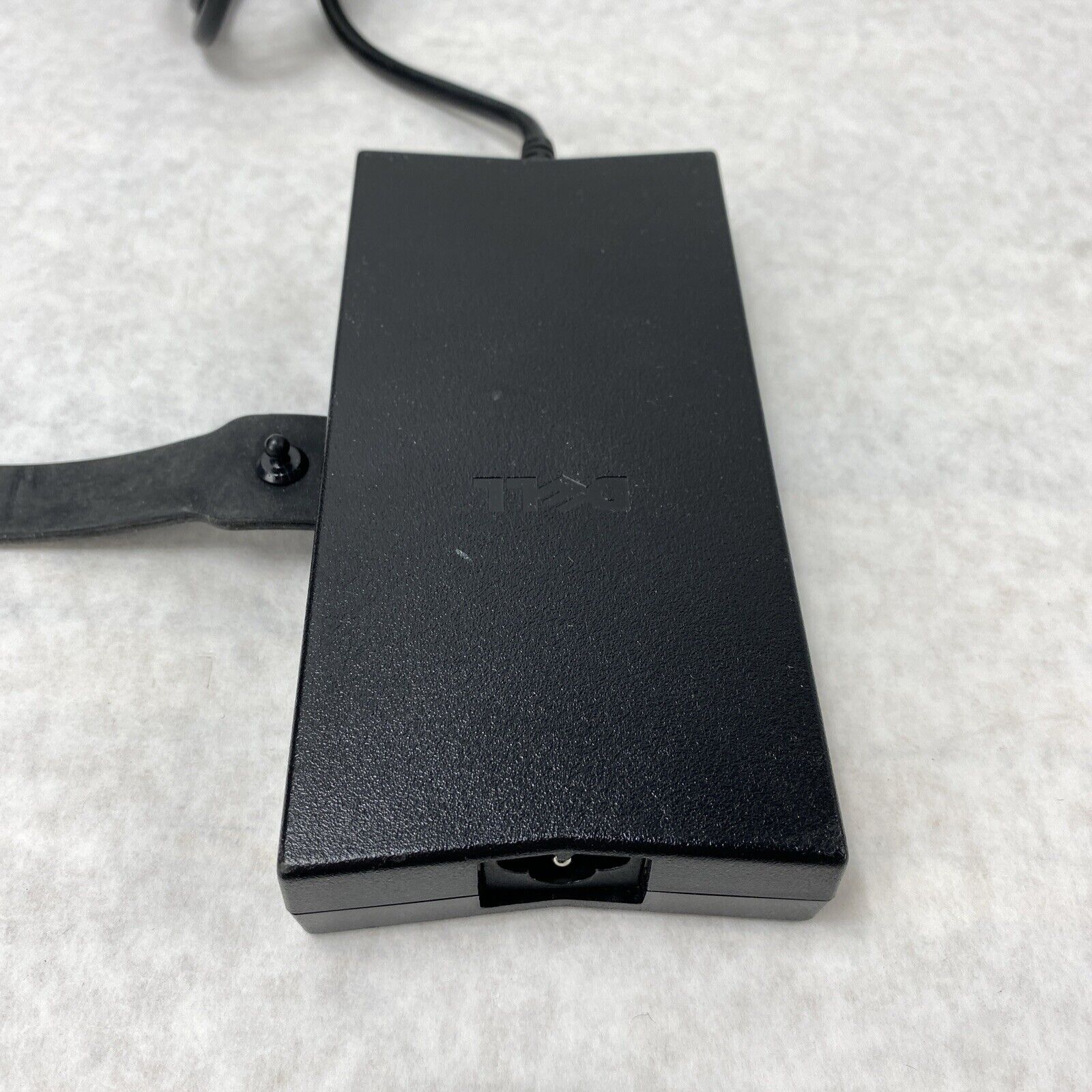 Lot of 30 Genuine Dell DA130PE1-00 130W 19.5V 6.7A AC/DC Adapter w/ Power Cable