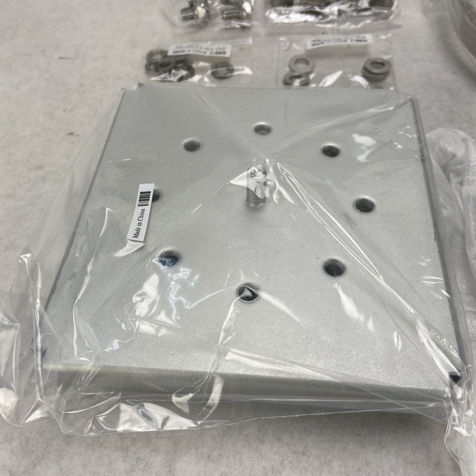 Cisco Aironet 1570 Series Pole Mount Kit Type 2 AIR-ACCPMK1570-2 NEW