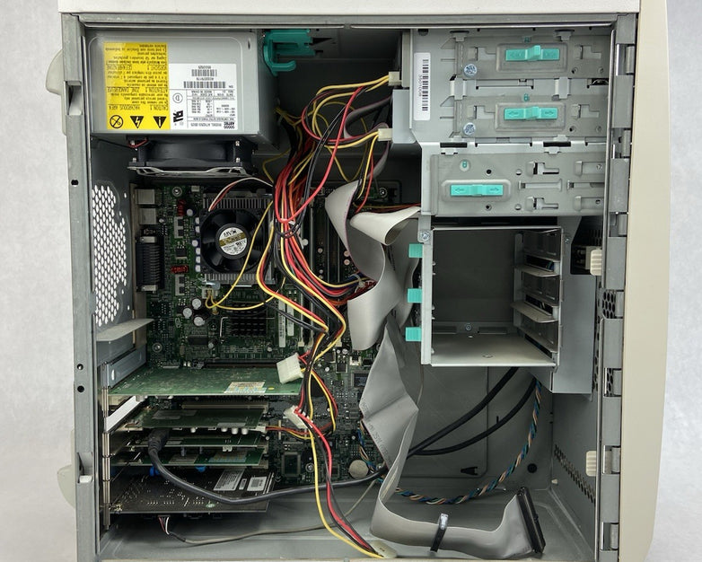 Gateway E-4600 MT Intel Pentium 4 1.8GHz 256MB No HDD No OS