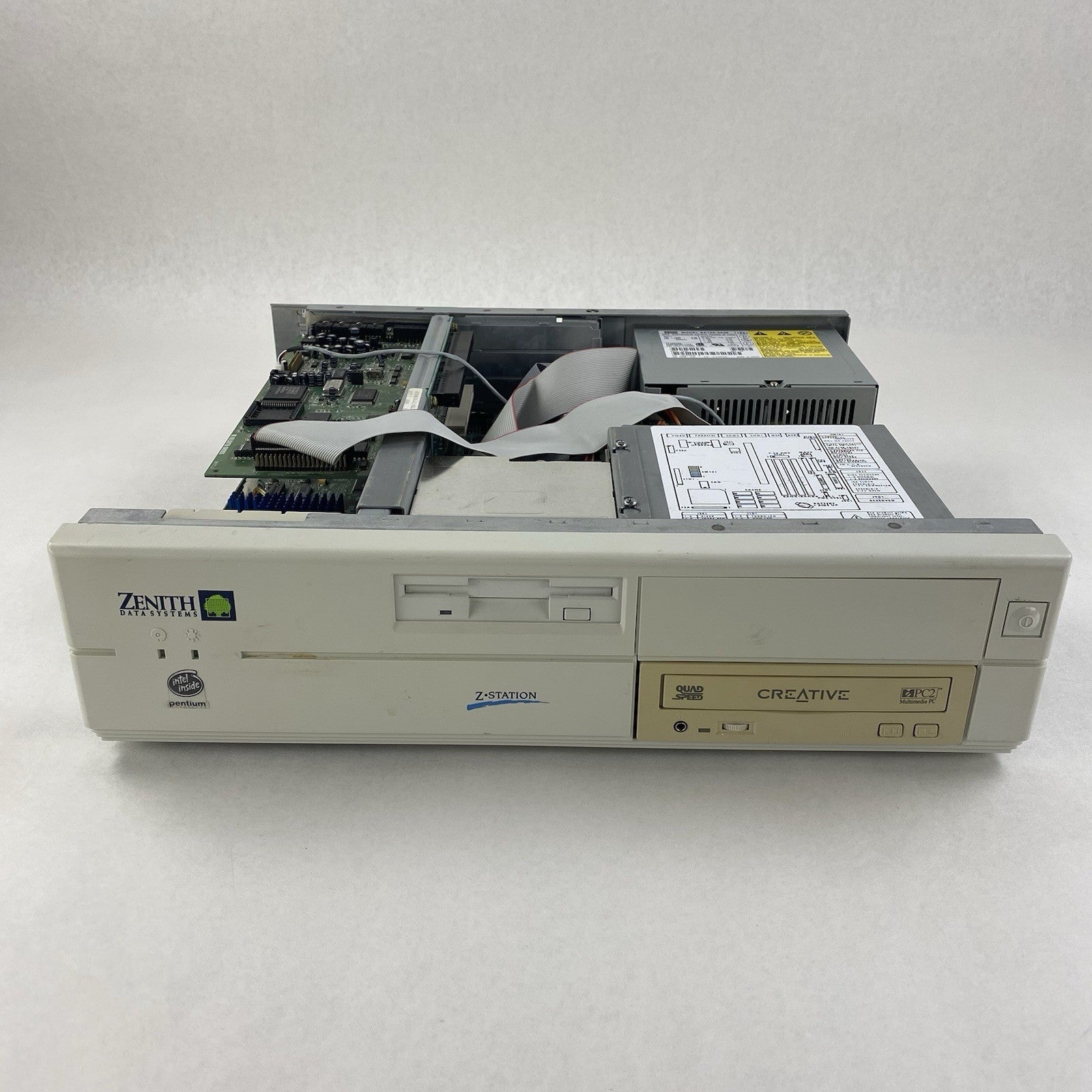 Zenith Z-Station ZEP-8370-QB DT Pentium 90MHz 32MB RAM No HDD No OS