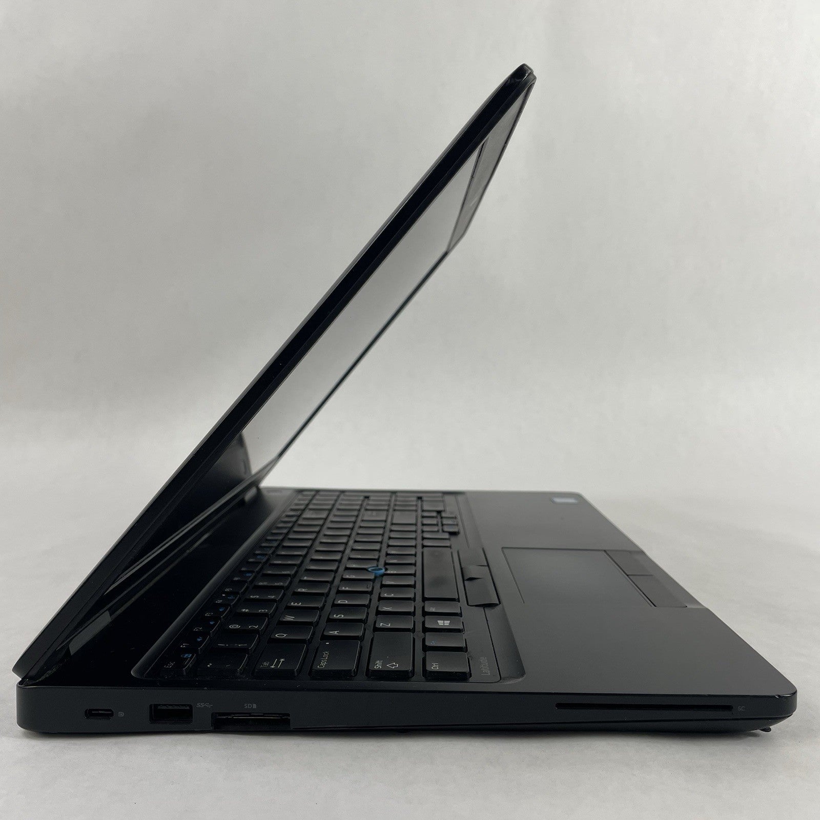 Dell Latitude 5580 15.6" i5-7300U 2.60 GHz 8 GB RAM No SSD/OS/AC5
