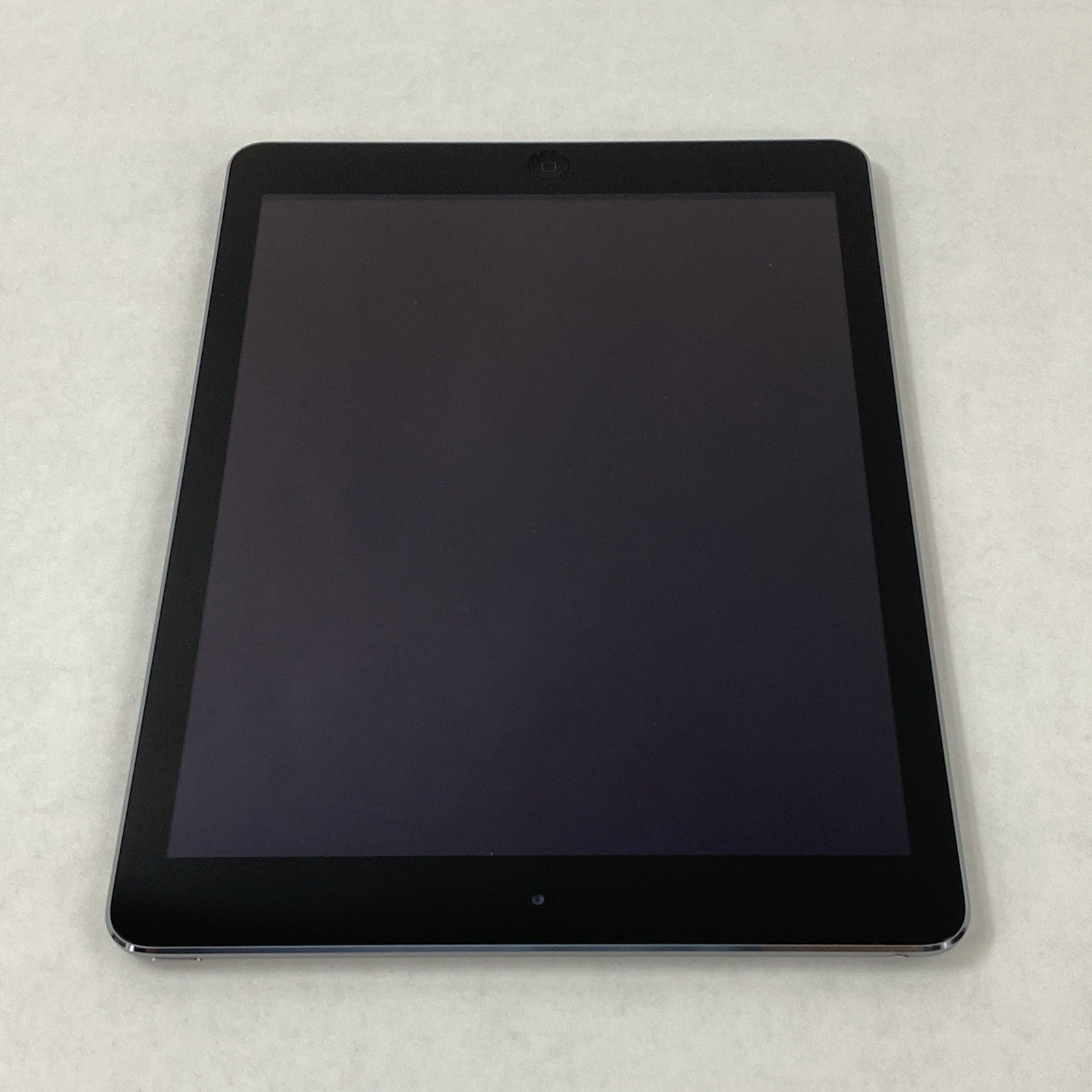 Apple iPad Air 1st Gen A1474 16GB Wi-Fi 9.7" Space Gray IOS 12.5.76