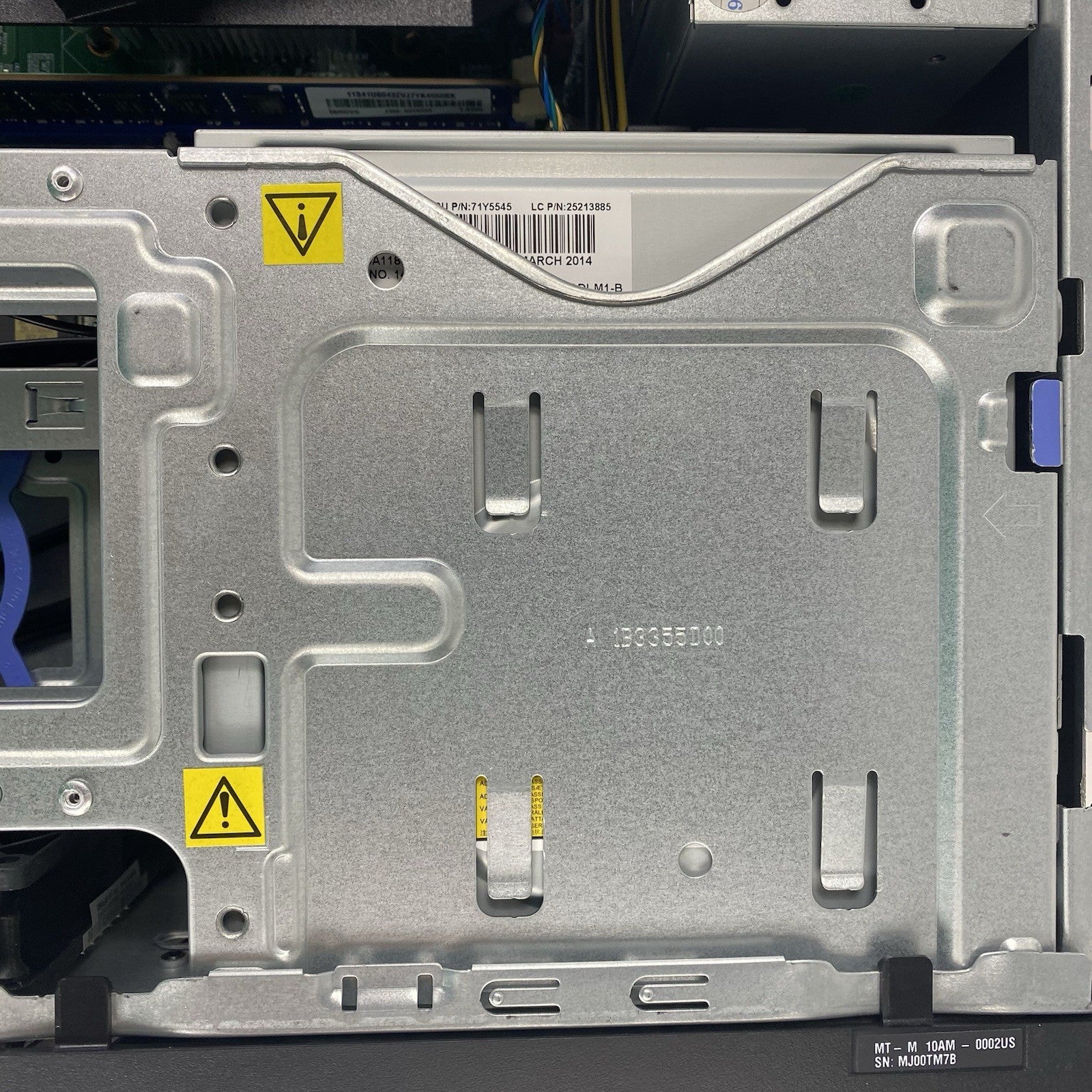 Lenovo ThinkCentre M83 DT Intel Core i5-4670 3.4GHz 8GB RAM No HDD No OS