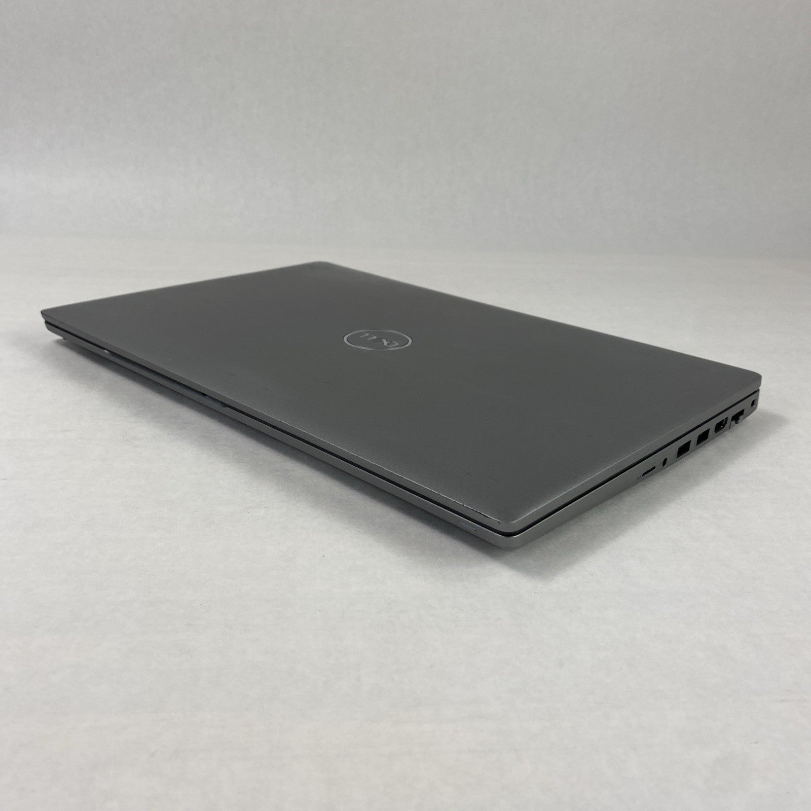 Dell Latitude 5520 Intel Core i5-1145G7 2.60 GHz 16 GB RAM 15.6" No SSD No OS