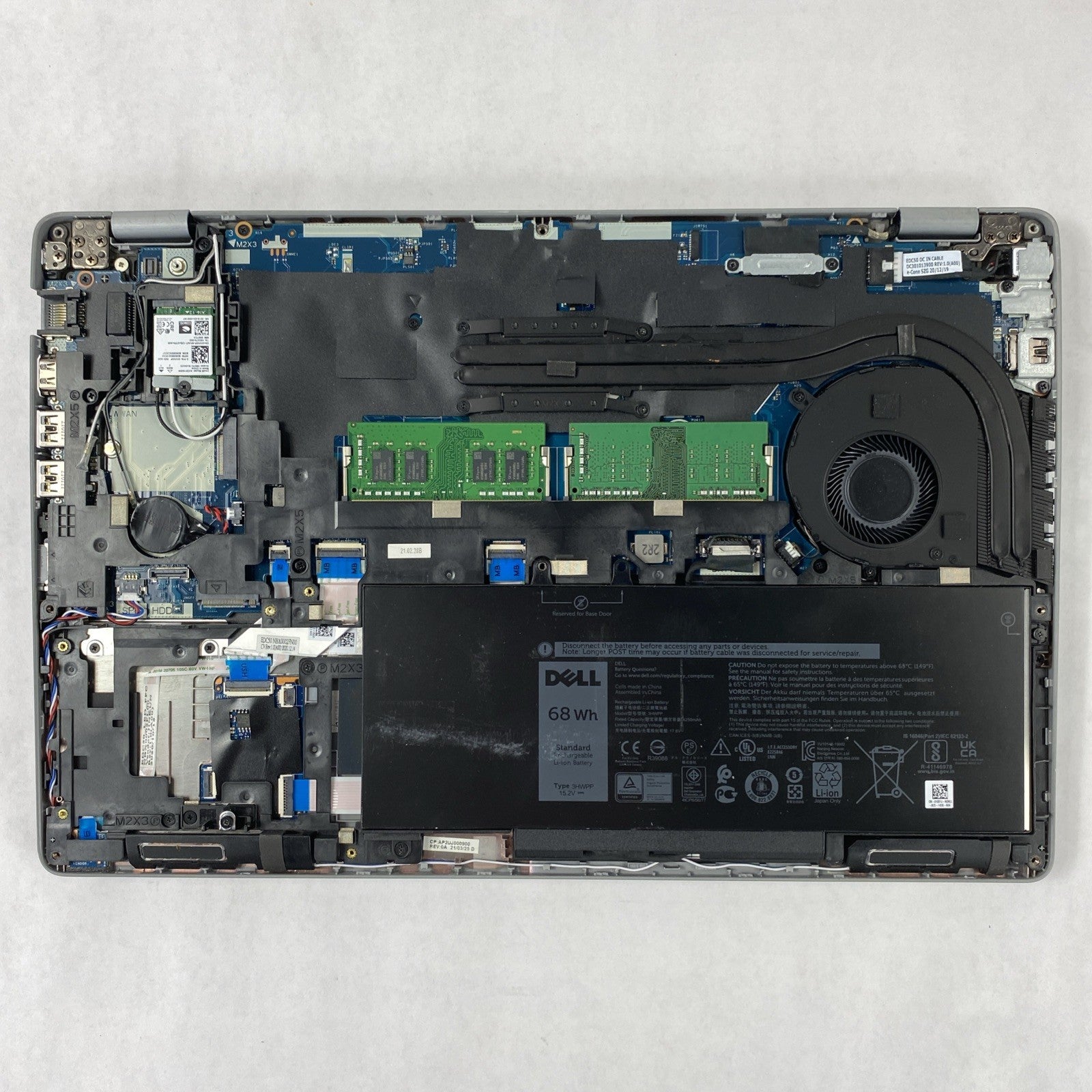 Dell Latitude 5510 Intel Core i5-10310U 1.70 GHz 16 GB RAM 15.6" No HDD No OS