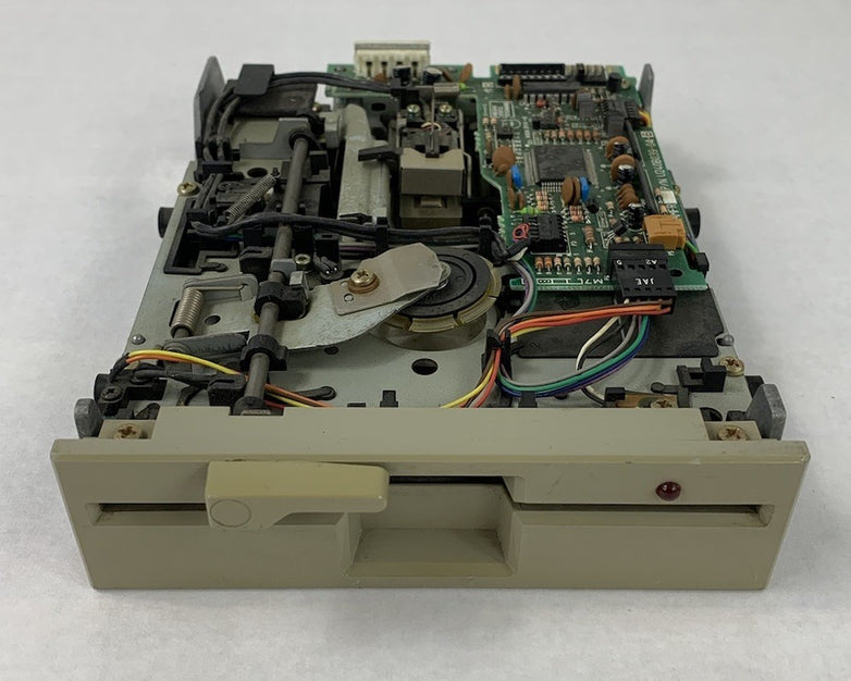 Mitsubishi MF501B-318U 5.25" Vintage Floppy Disk Drive