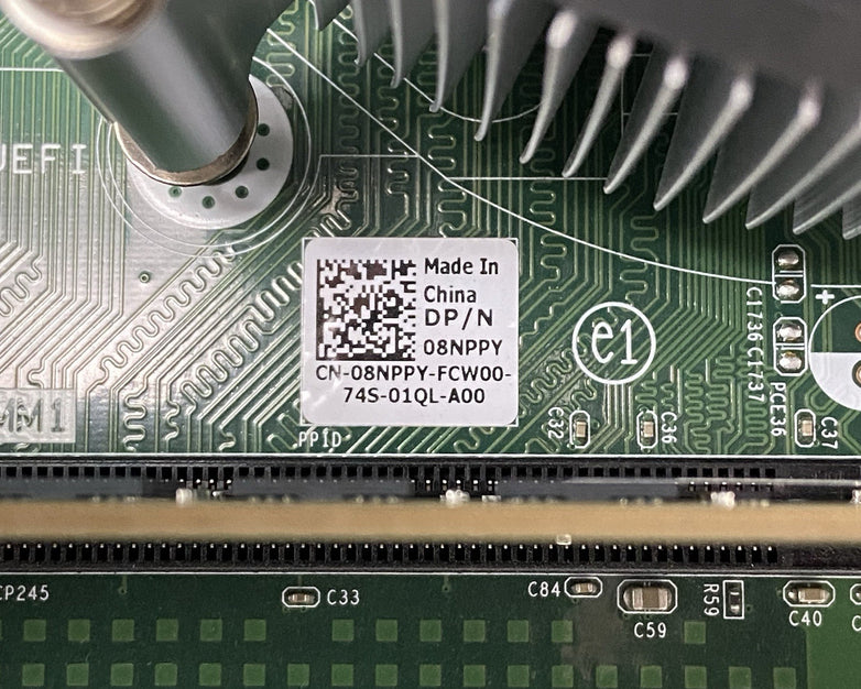 Dell Optplex 3050 SFF Intel Core i5-7500 3.4GHz 8GB RAM No HDD No OS