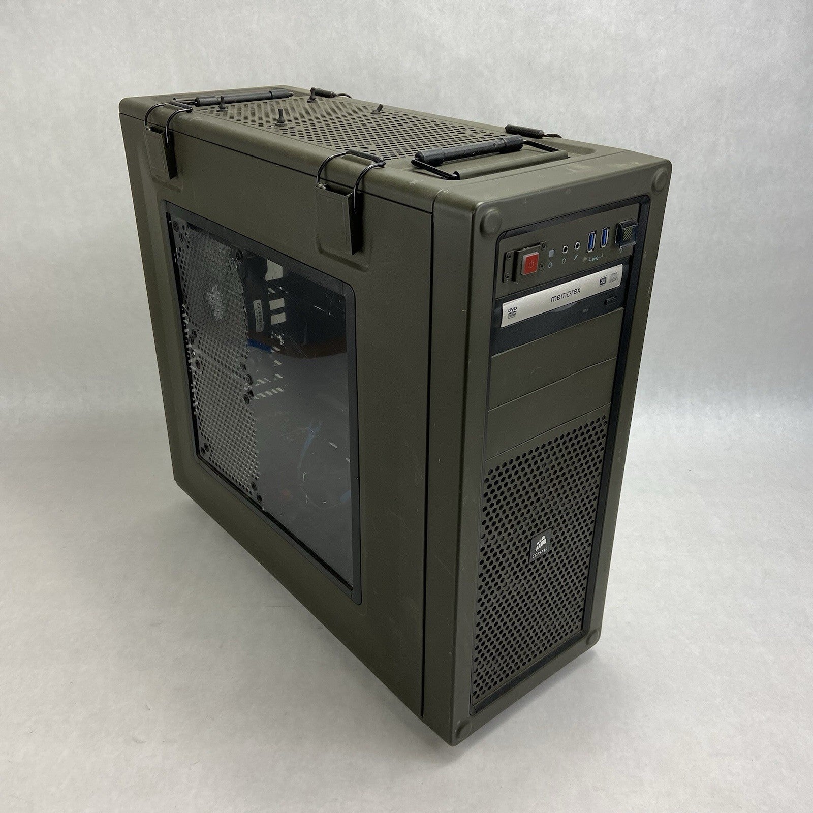 Corsair Vengeance C70 Mid Tower Gaming Case Antec HCG-520M 520W PSU0