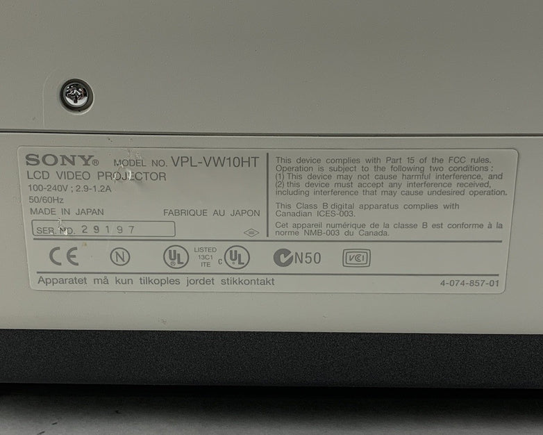 Sony VPL-VW10HT LCD Lamp Projector No Remote 1739 Lamp Hours