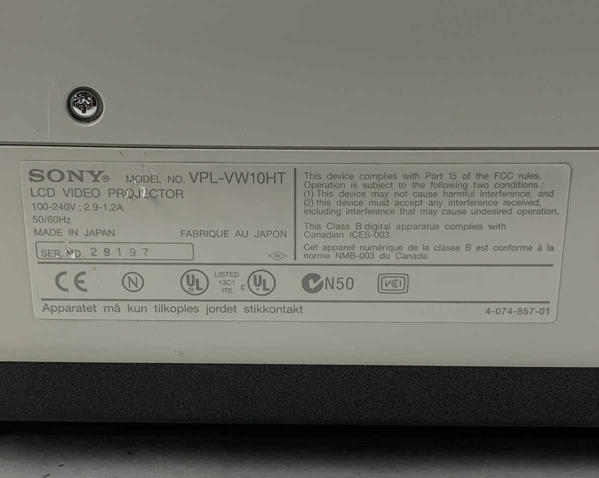 Sony VPL-VW10HT LCD Lamp Projector No Remote 1739 Lamp Hours