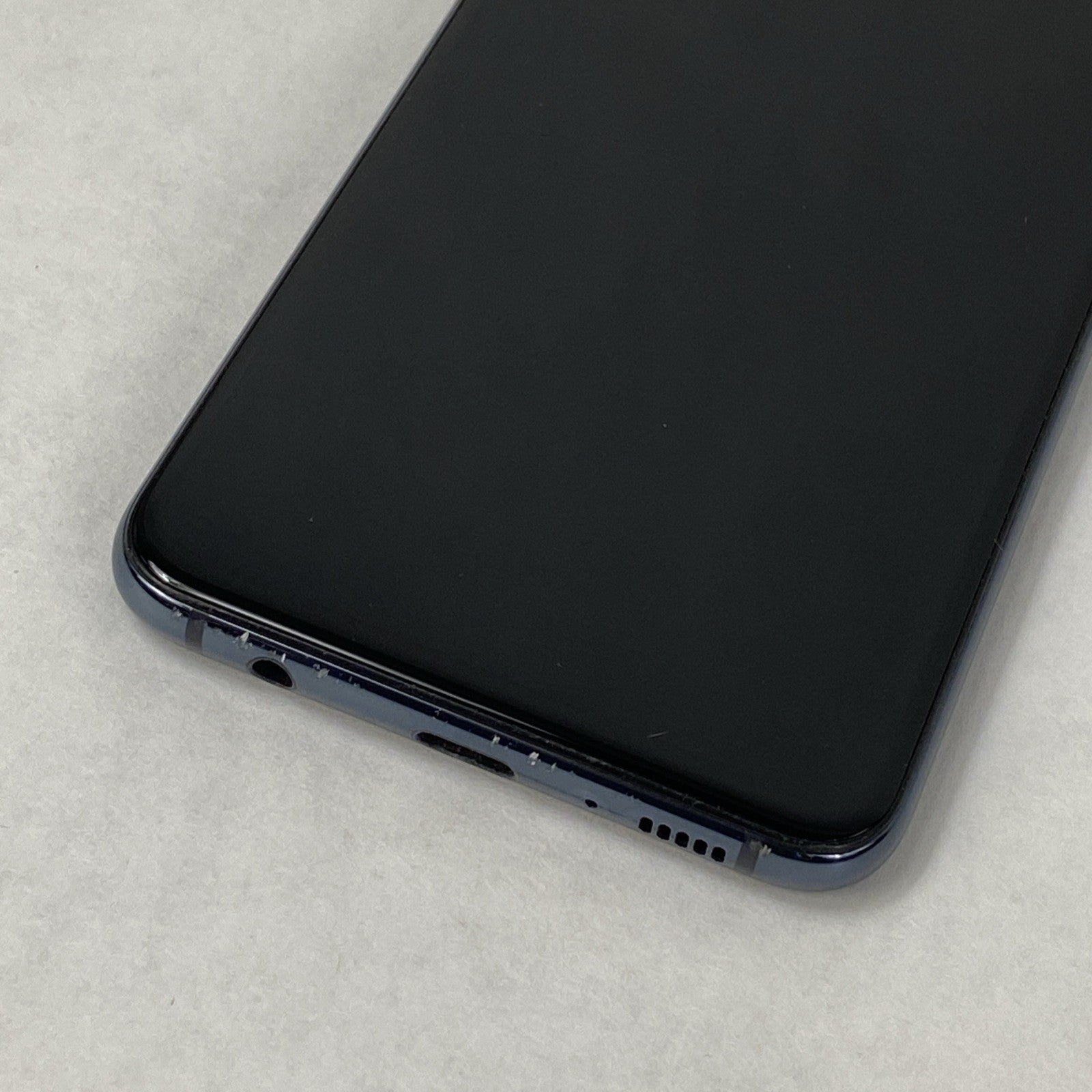 Samsung Galaxy S10e SM-G970U 128GB Verizon 5.8" Prism Blue4
