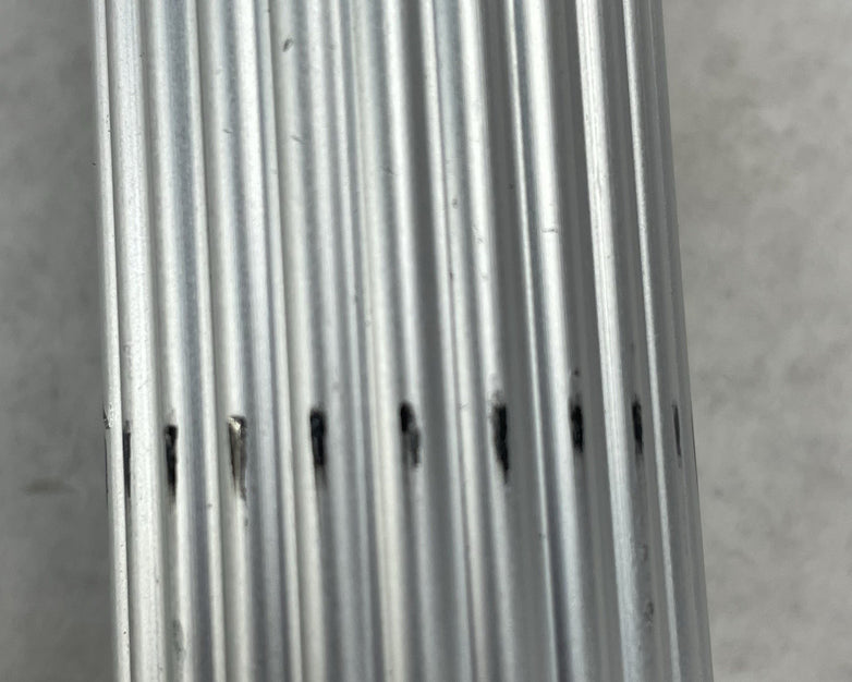 GCX WMM-0001-01B Fluted Post No Screws