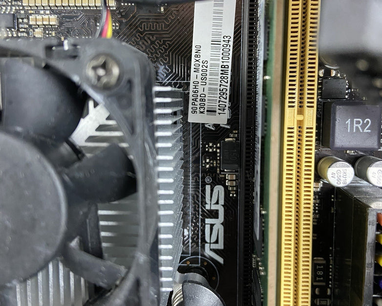 ASUS K30BD MT AMD Sempron 3850 1.3GHz 4GB RAM No HDD No OS