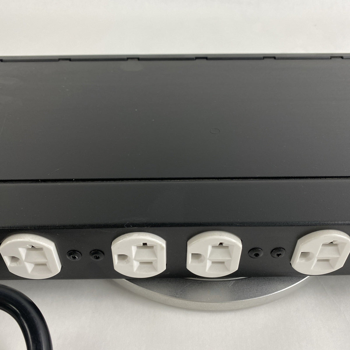 Middle Atlantic PD-920R-NS 20 AMP Power Center 8 Outlet8