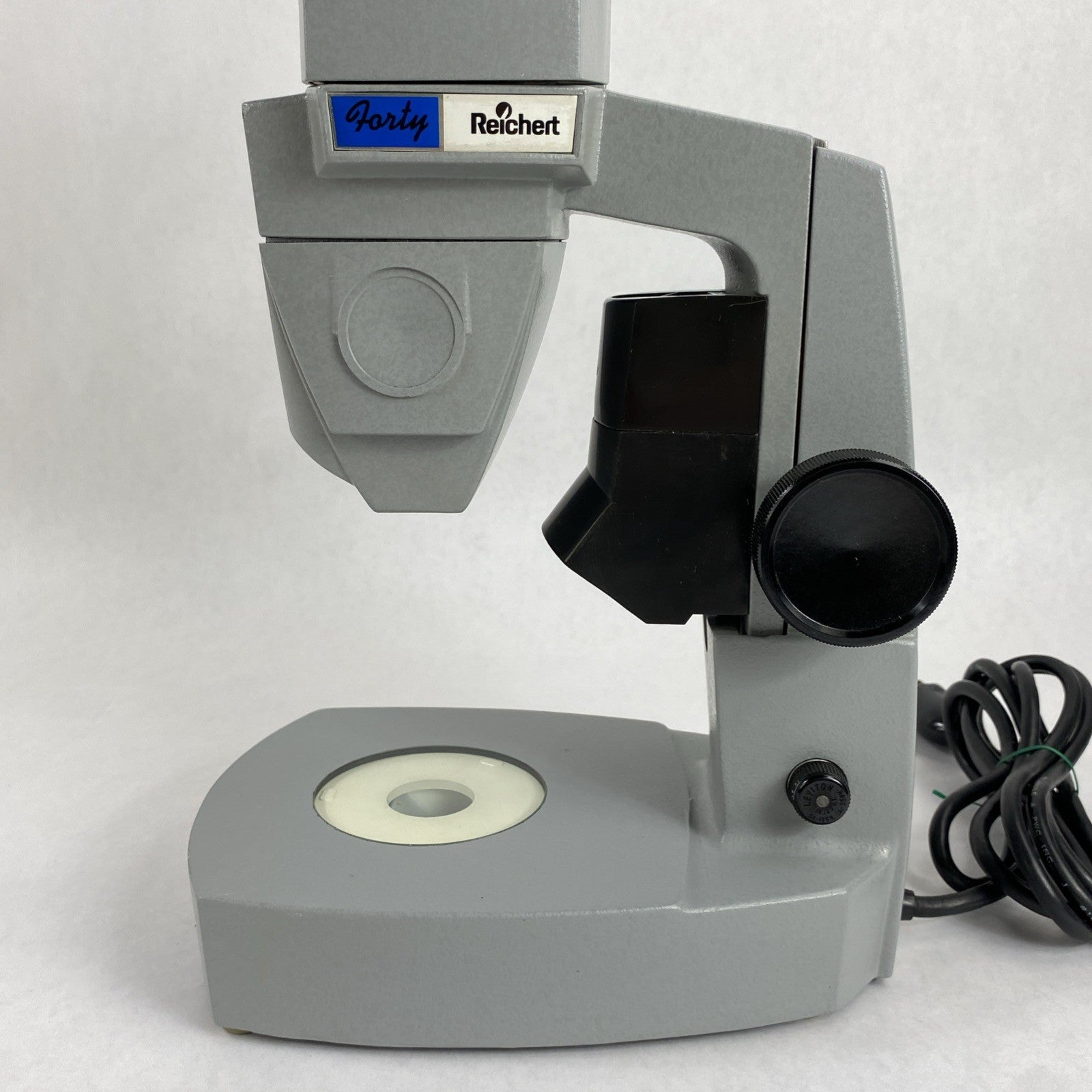 Reichert Forty Series 41 Microscope11