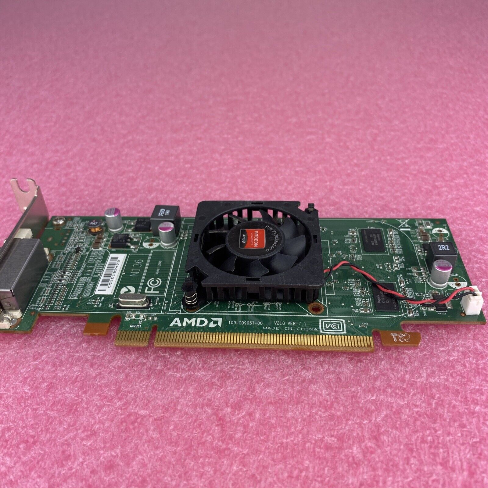 Dell AMD Radeon HD 6350 512MB DDR3 PCIe x16 Graphics Card 01CX3M Lot Of 3