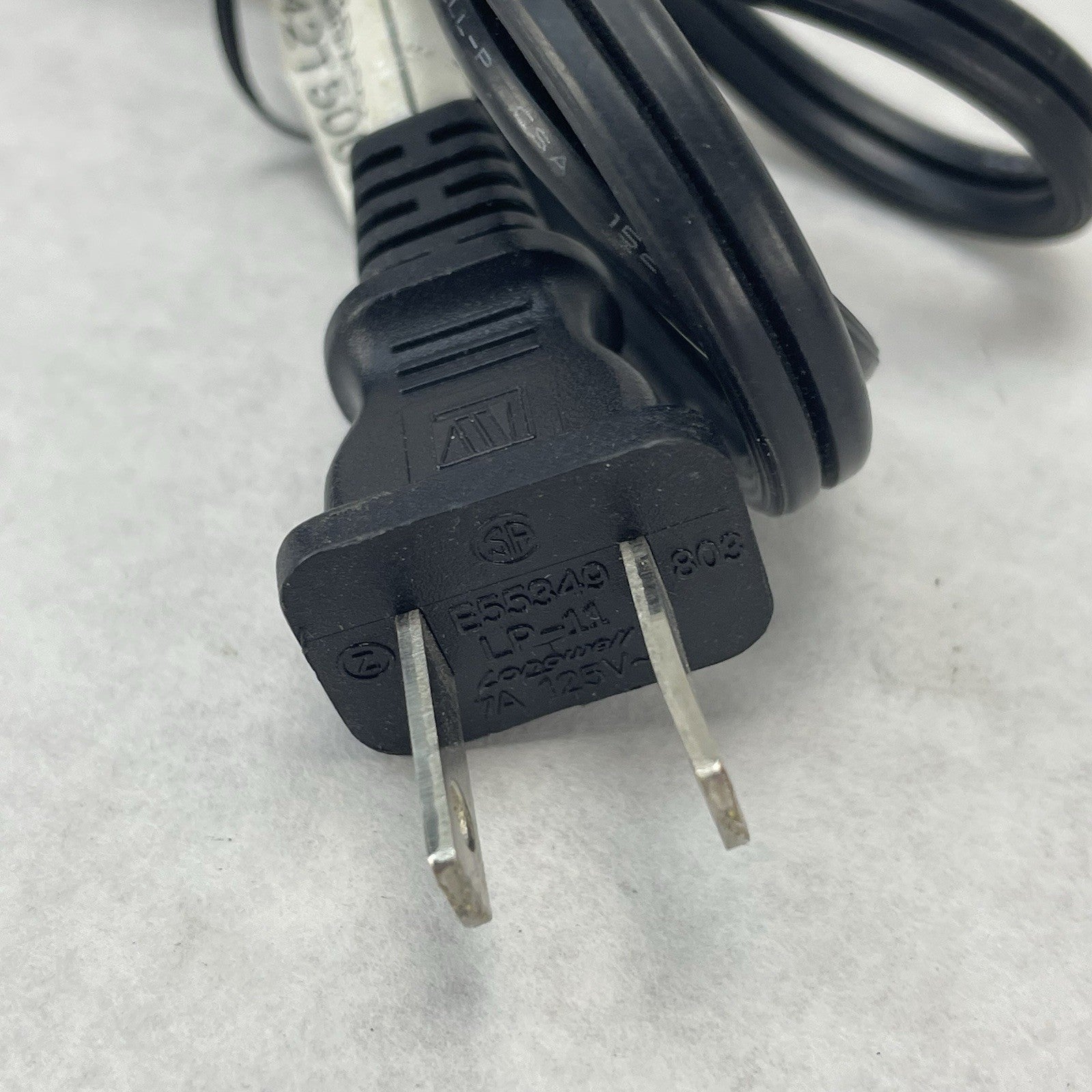 Lenovo AC Adapters 3X ADLX65NLC2A 3X ADLX65YCC2D 3X ADL65NDC2A Mixed Lot of 92