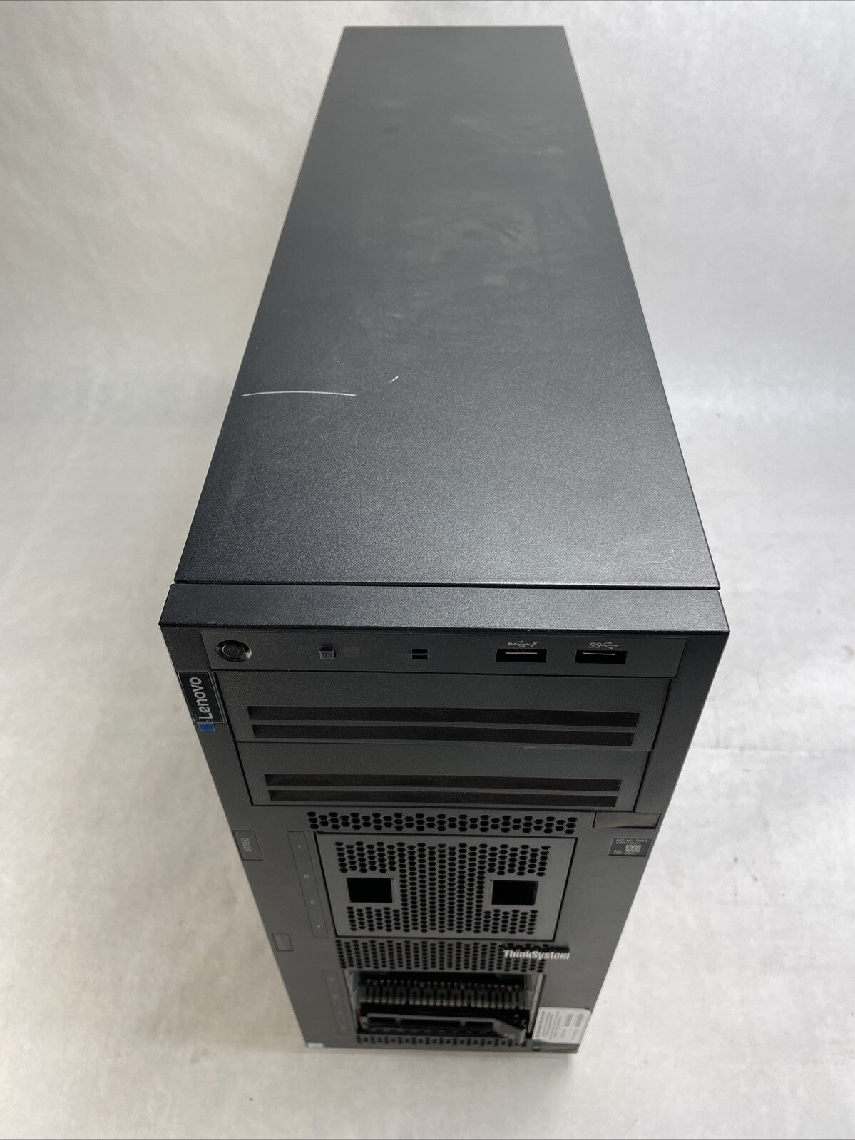 Lenovo ThinkSystem ST550 Server Intel Xeon Silver 4216 2.1GHz 64GB RAM No HDD/OS
