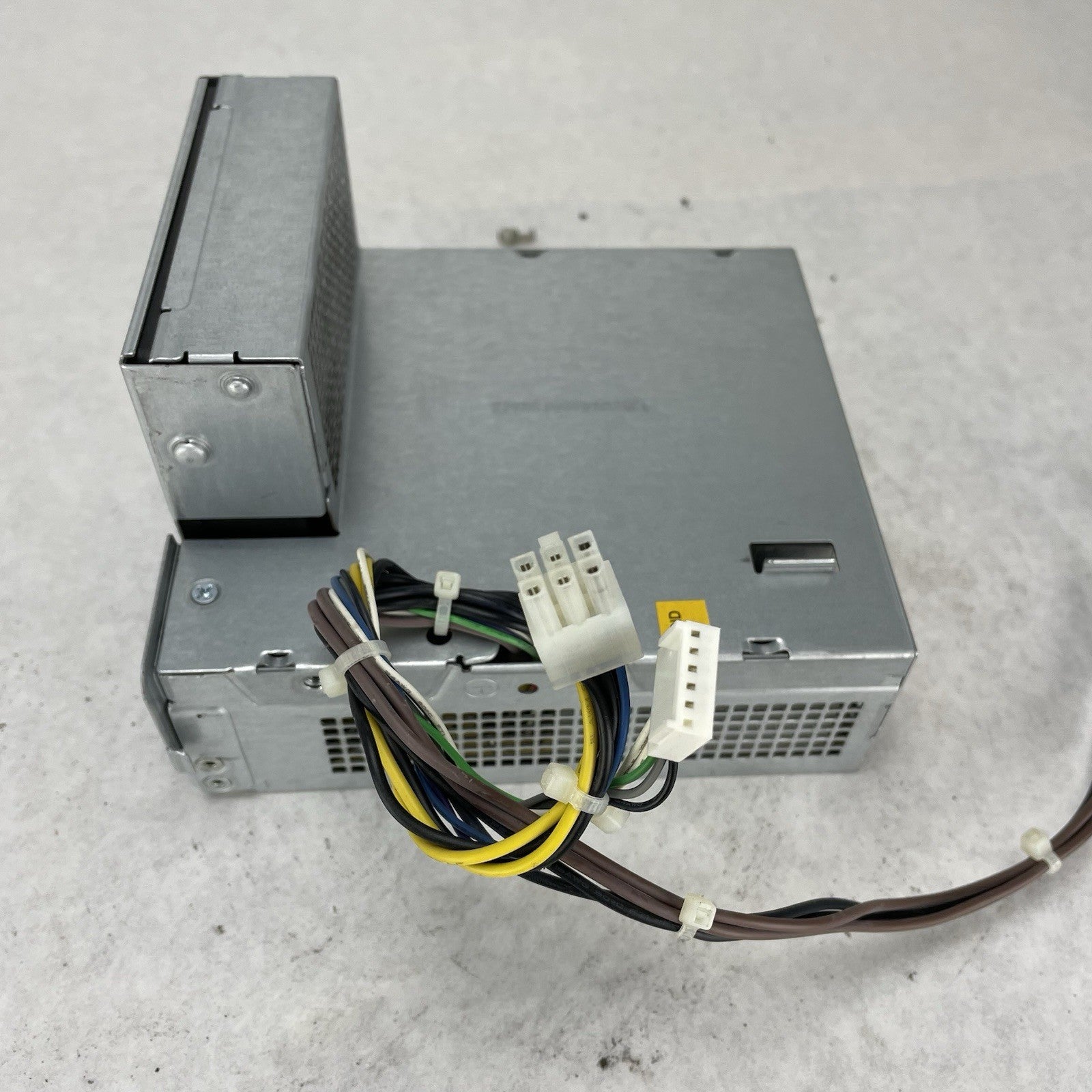 HP Power Supply HP-D2402E0 240W Tested