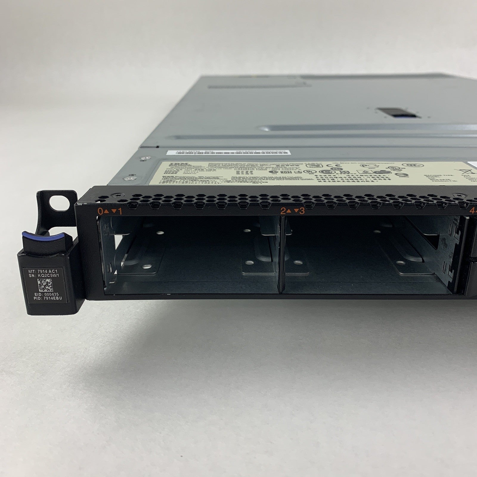 IBM System X3550 M4 Server 1x Xeon E5-2620 2.6 GHz 32 GB Ram No OS No HDD