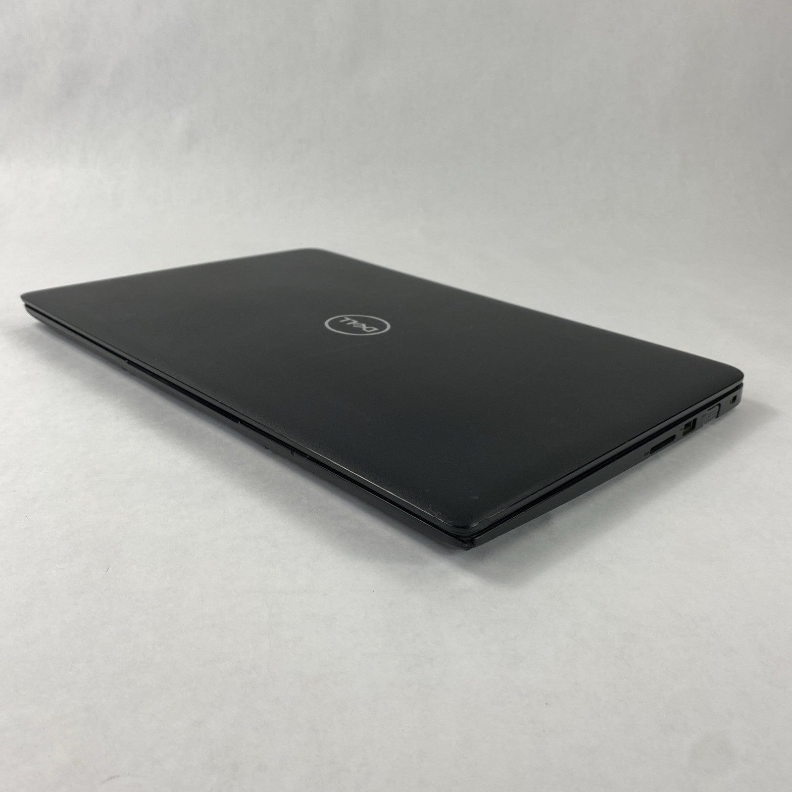 Dell Latitude 3500 Intel Core i5-8265U 1.60 GHz 8 GB RAM 15.6" No HDD No OS